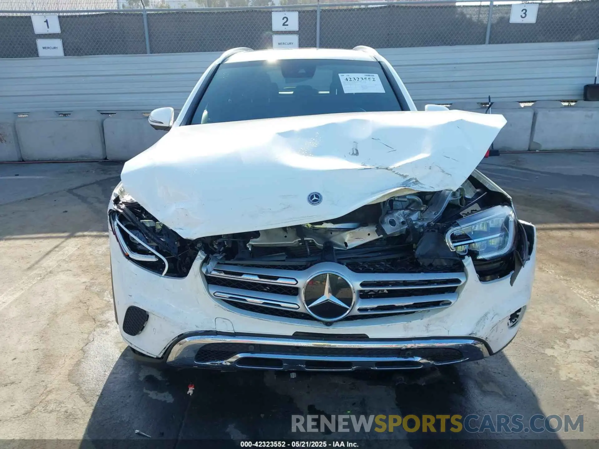 12 fotografías del automóvil dañado W1N0G8DB9NV398267 MERCEDES-BENZ GLC 300 2022
