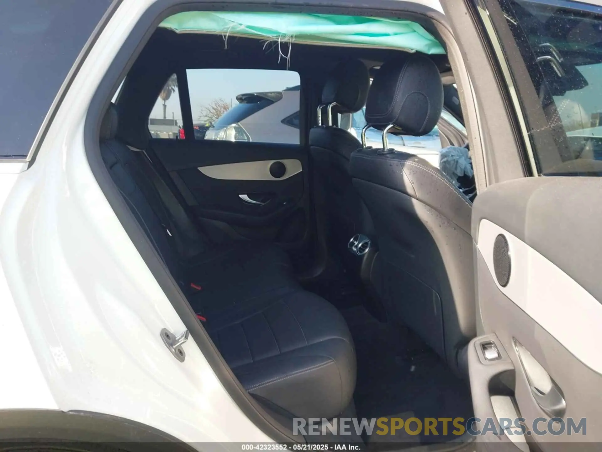 8 fotografías del automóvil dañado W1N0G8DB9NV398267 MERCEDES-BENZ GLC 300 2022