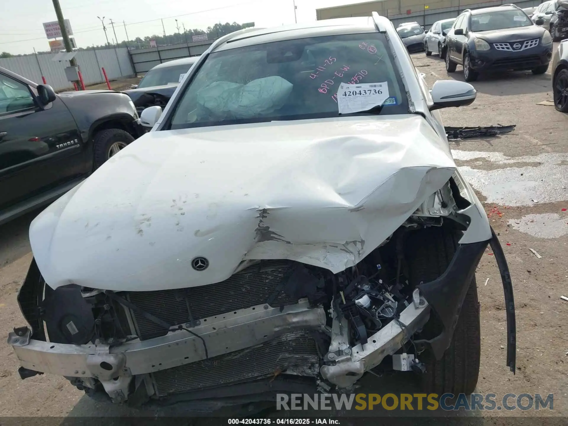 12 fotografías del automóvil dañado W1N0G8DBXNG032757 MERCEDES-BENZ GLC 300 2022