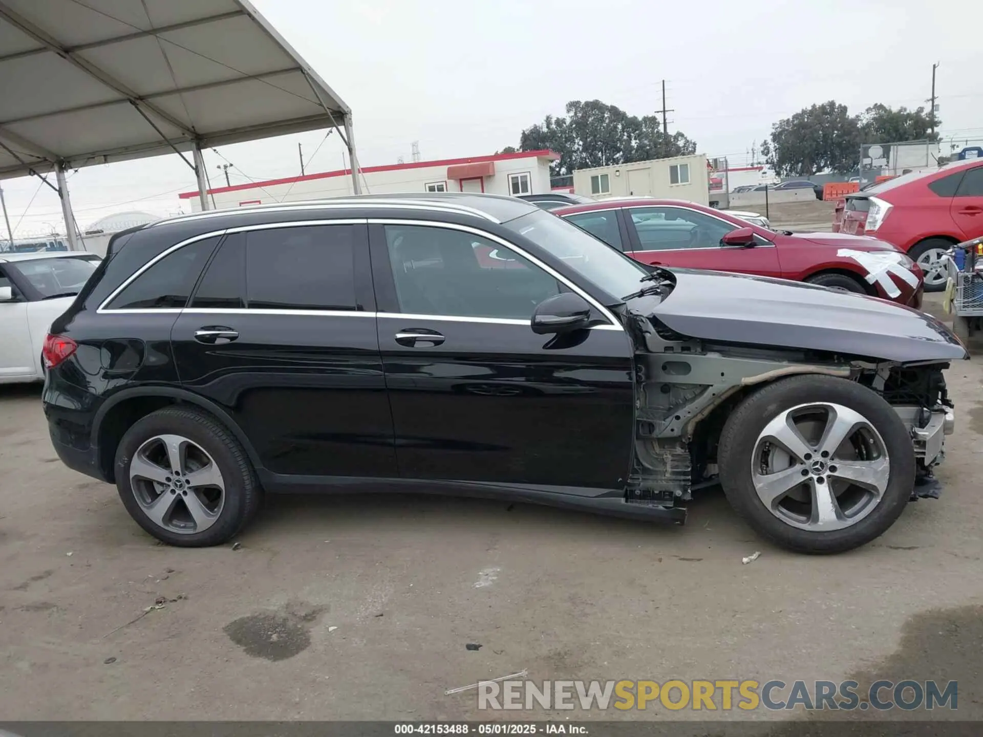 14 fotografías del automóvil dañado W1N0G8DBXNG110745 MERCEDES-BENZ GLC 300 2022