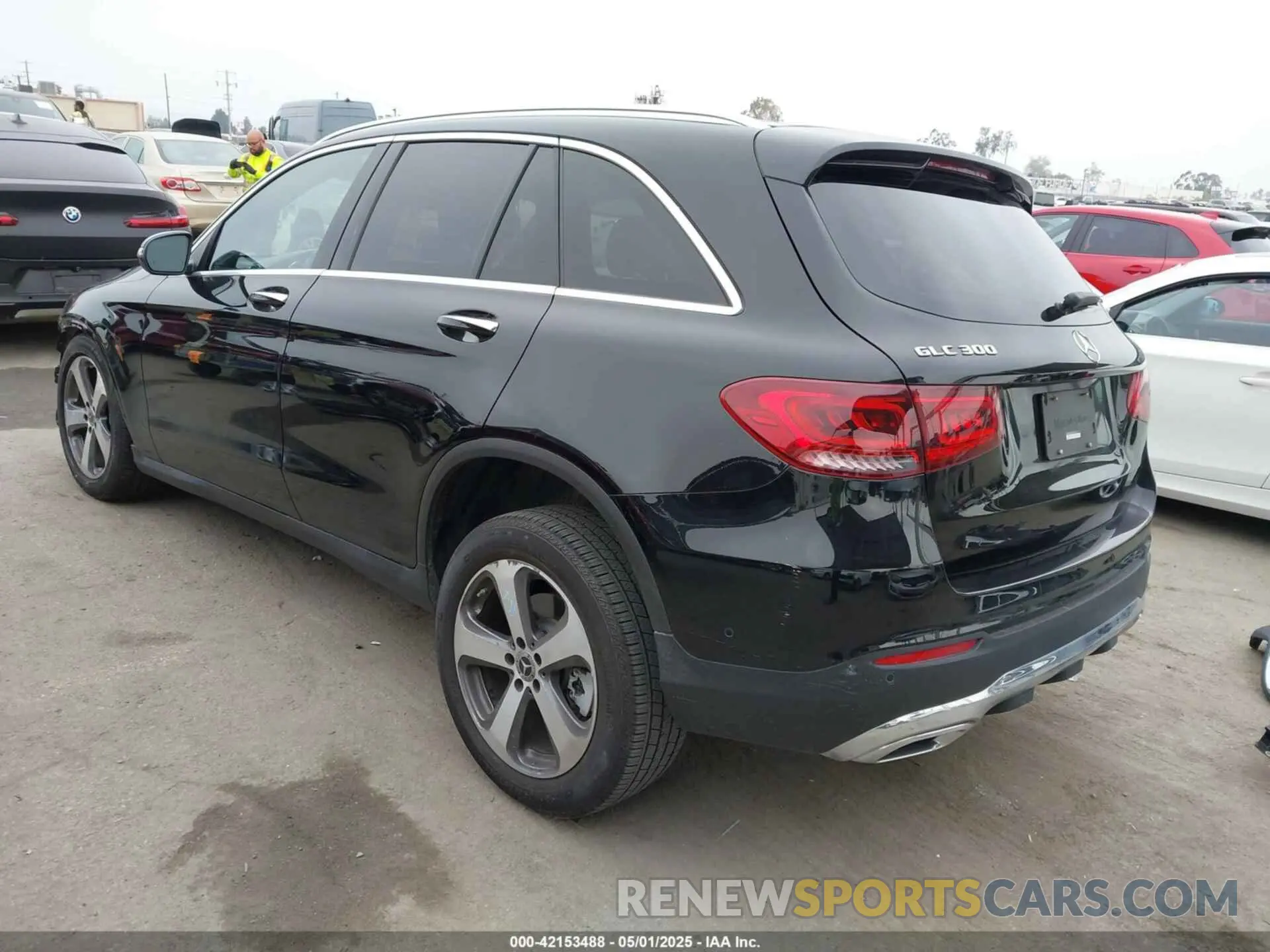3 fotografías del automóvil dañado W1N0G8DBXNG110745 MERCEDES-BENZ GLC 300 2022