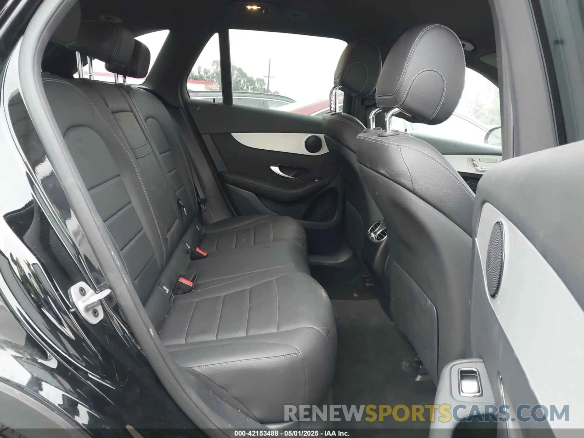 8 fotografías del automóvil dañado W1N0G8DBXNG110745 MERCEDES-BENZ GLC 300 2022
