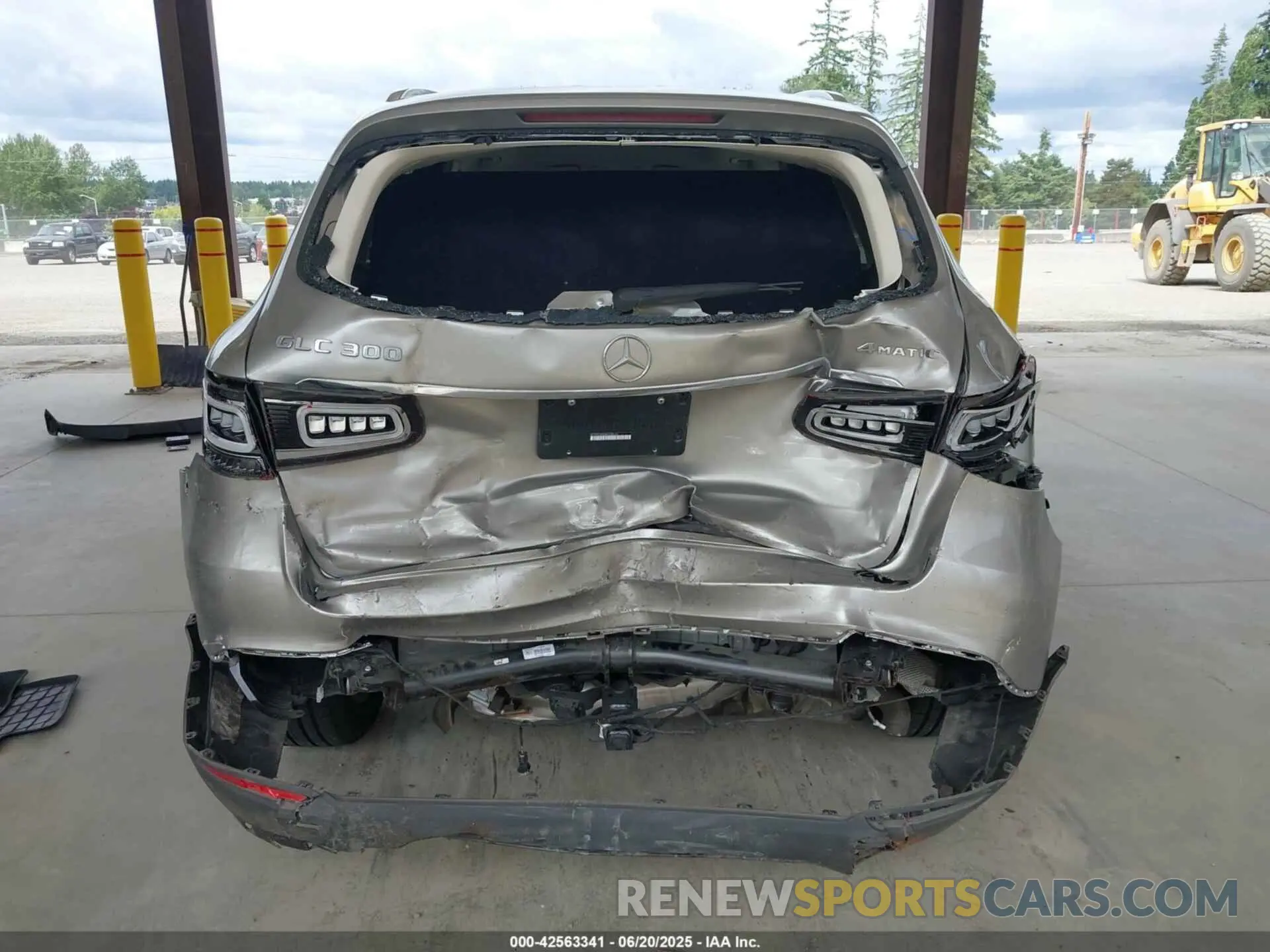 6 fotografías del automóvil dañado W1N0G8EB2NV388131 MERCEDES-BENZ GLC 300 2022