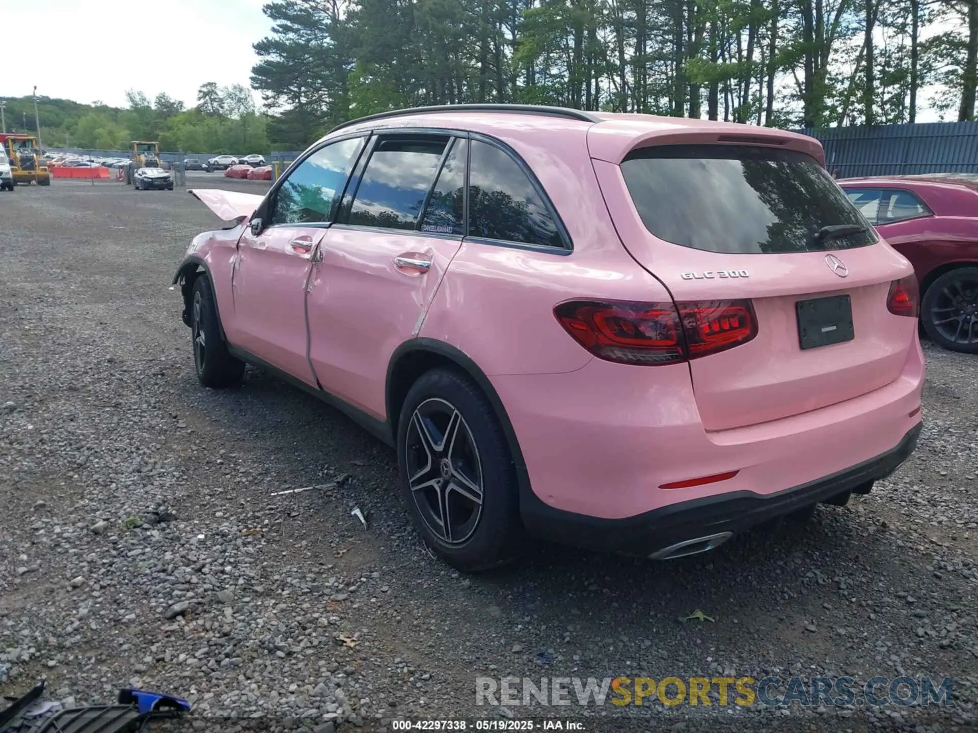 3 fotografías del automóvil dañado W1N0G8EB3NV381527 MERCEDES-BENZ GLC 300 2022