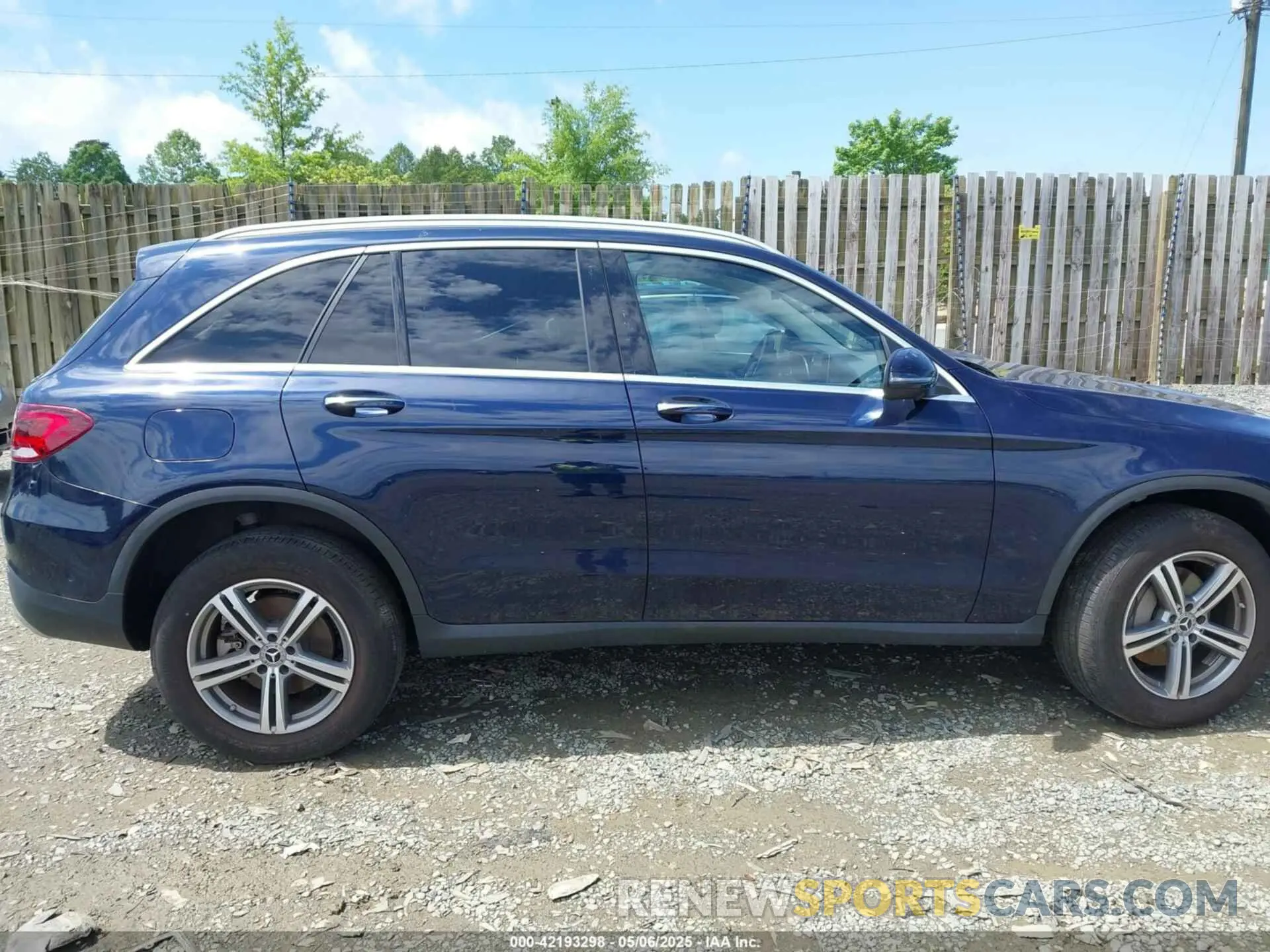 13 fotografías del automóvil dañado W1N0G8EB4NG111226 MERCEDES-BENZ GLC 300 2022