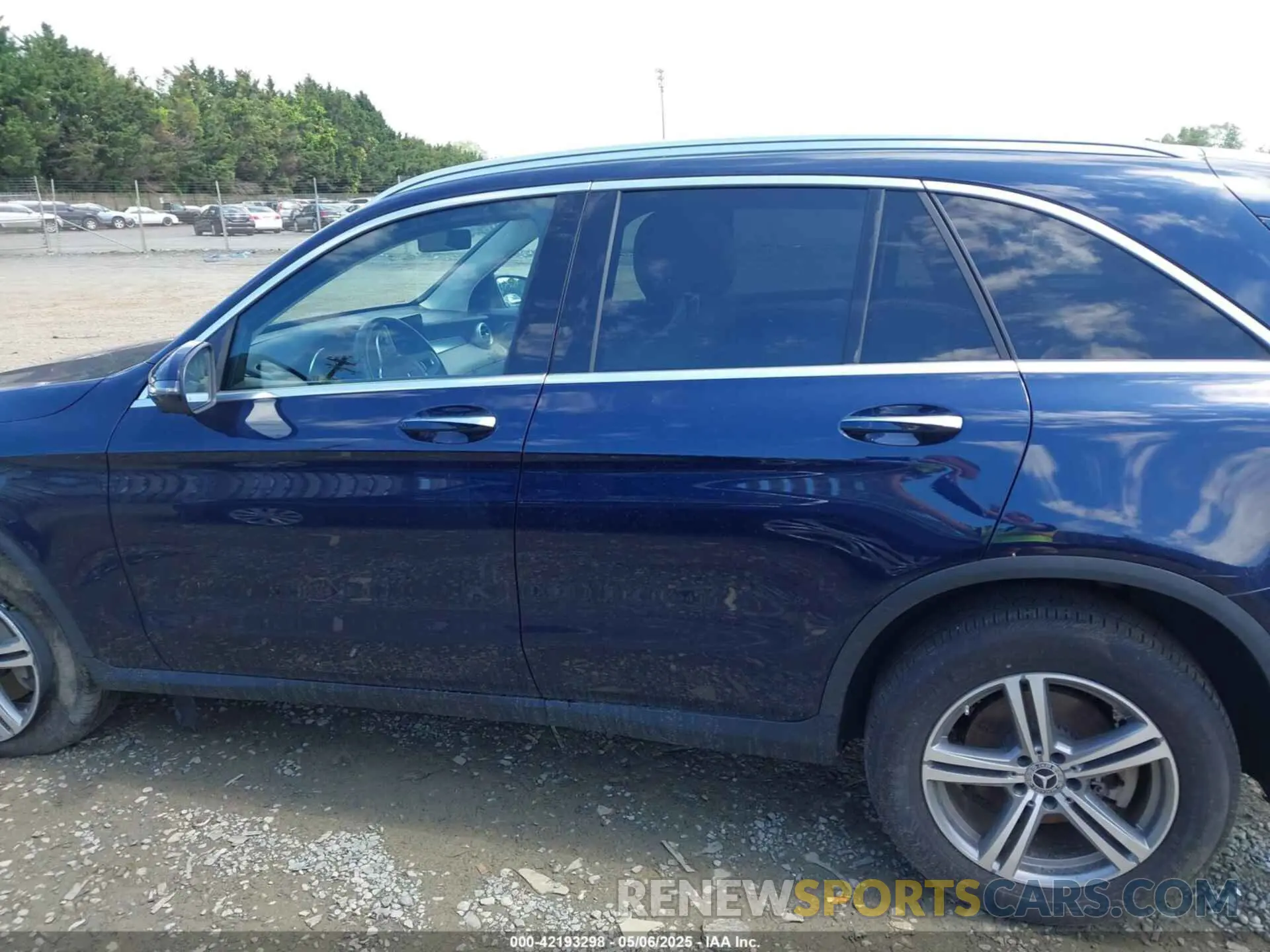 14 fotografías del automóvil dañado W1N0G8EB4NG111226 MERCEDES-BENZ GLC 300 2022