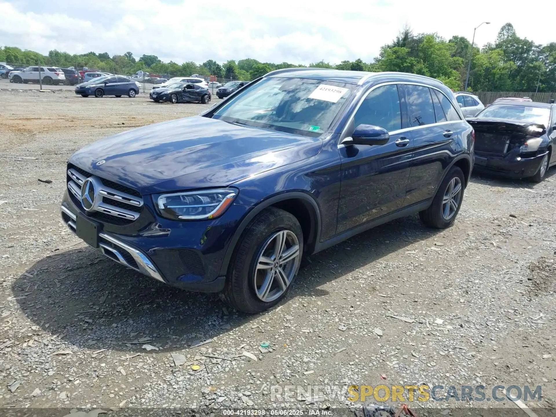 2 fotografías del automóvil dañado W1N0G8EB4NG111226 MERCEDES-BENZ GLC 300 2022