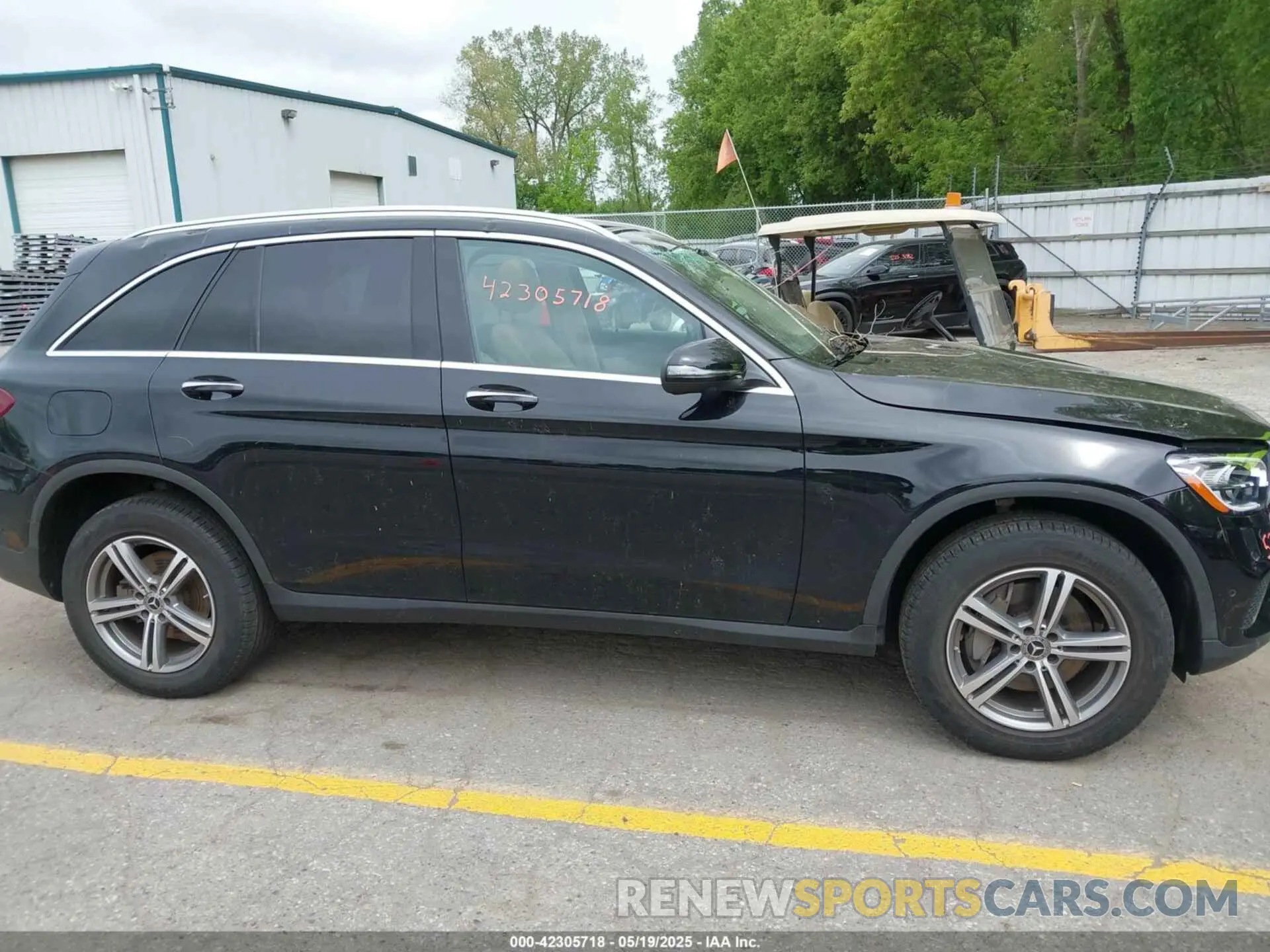 13 fotografías del automóvil dañado W1N0G8EB5NV389838 MERCEDES-BENZ GLC 300 2022