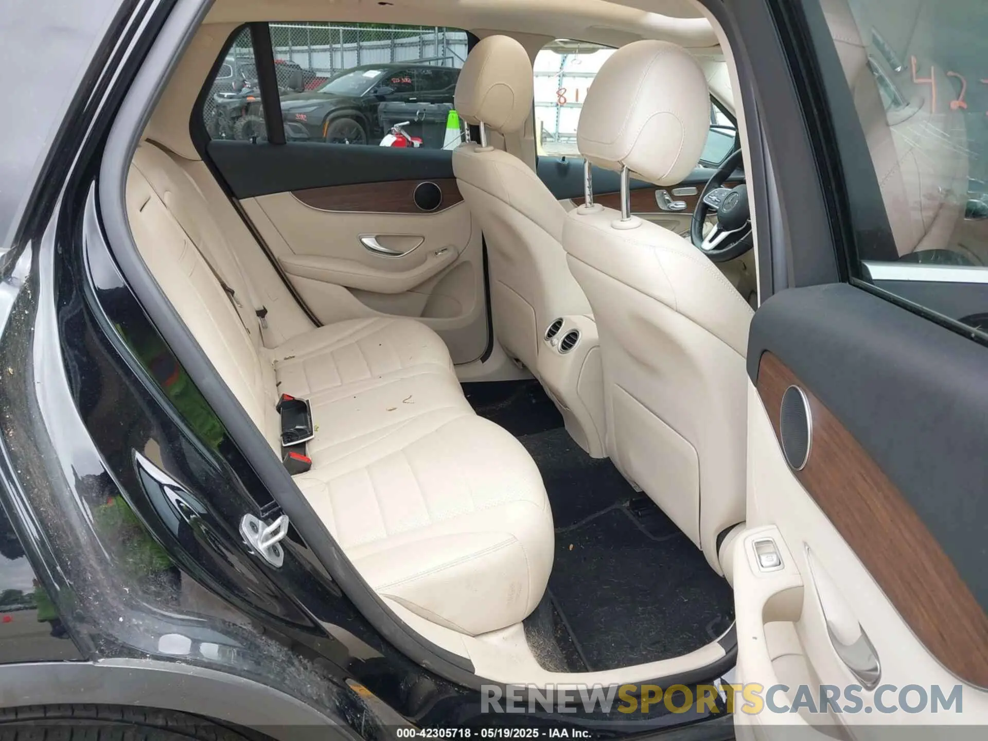 8 fotografías del automóvil dañado W1N0G8EB5NV389838 MERCEDES-BENZ GLC 300 2022