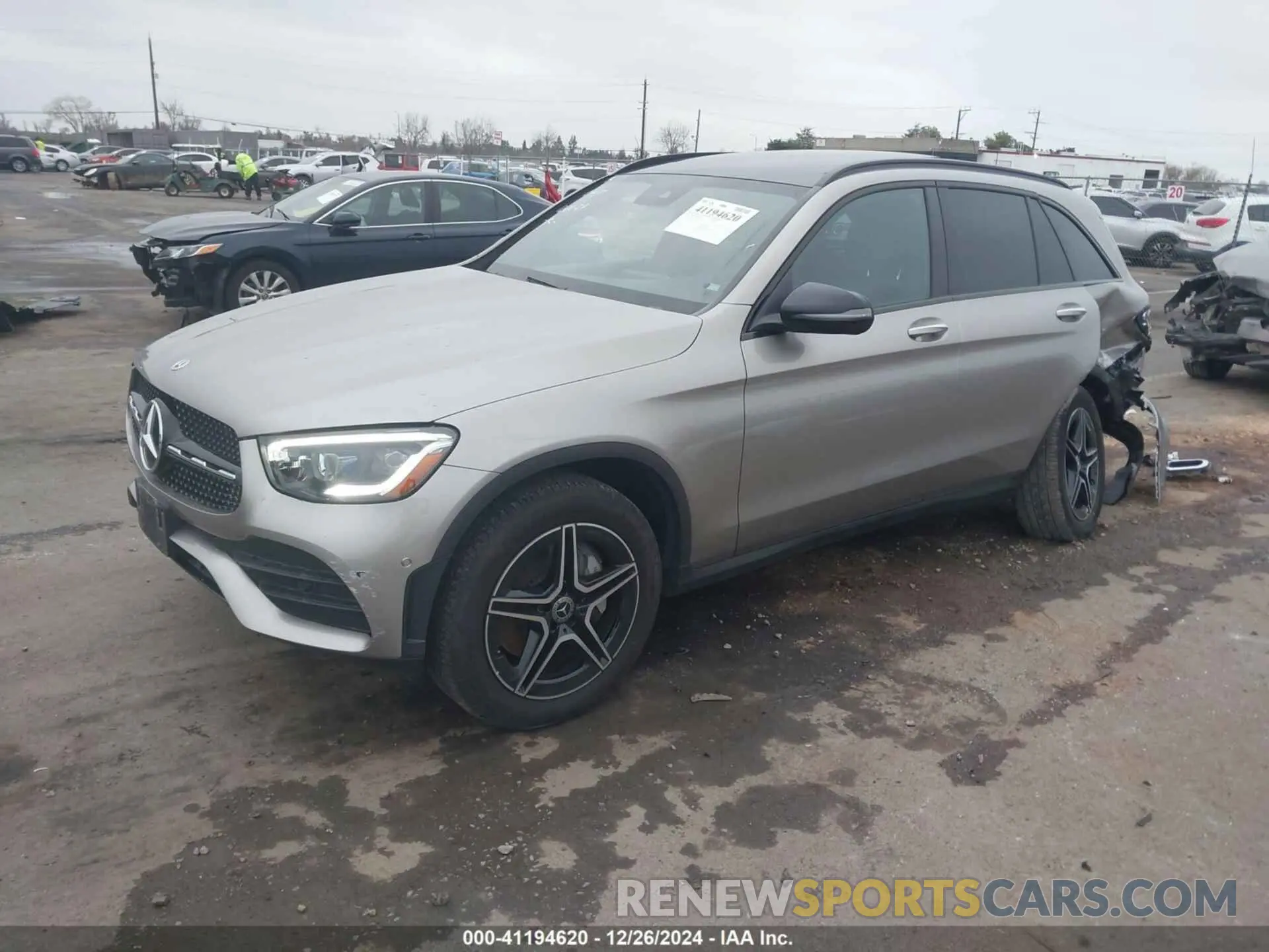 2 fotografías del automóvil dañado W1N0G8EB6NG071179 MERCEDES-BENZ GLC 300 2022