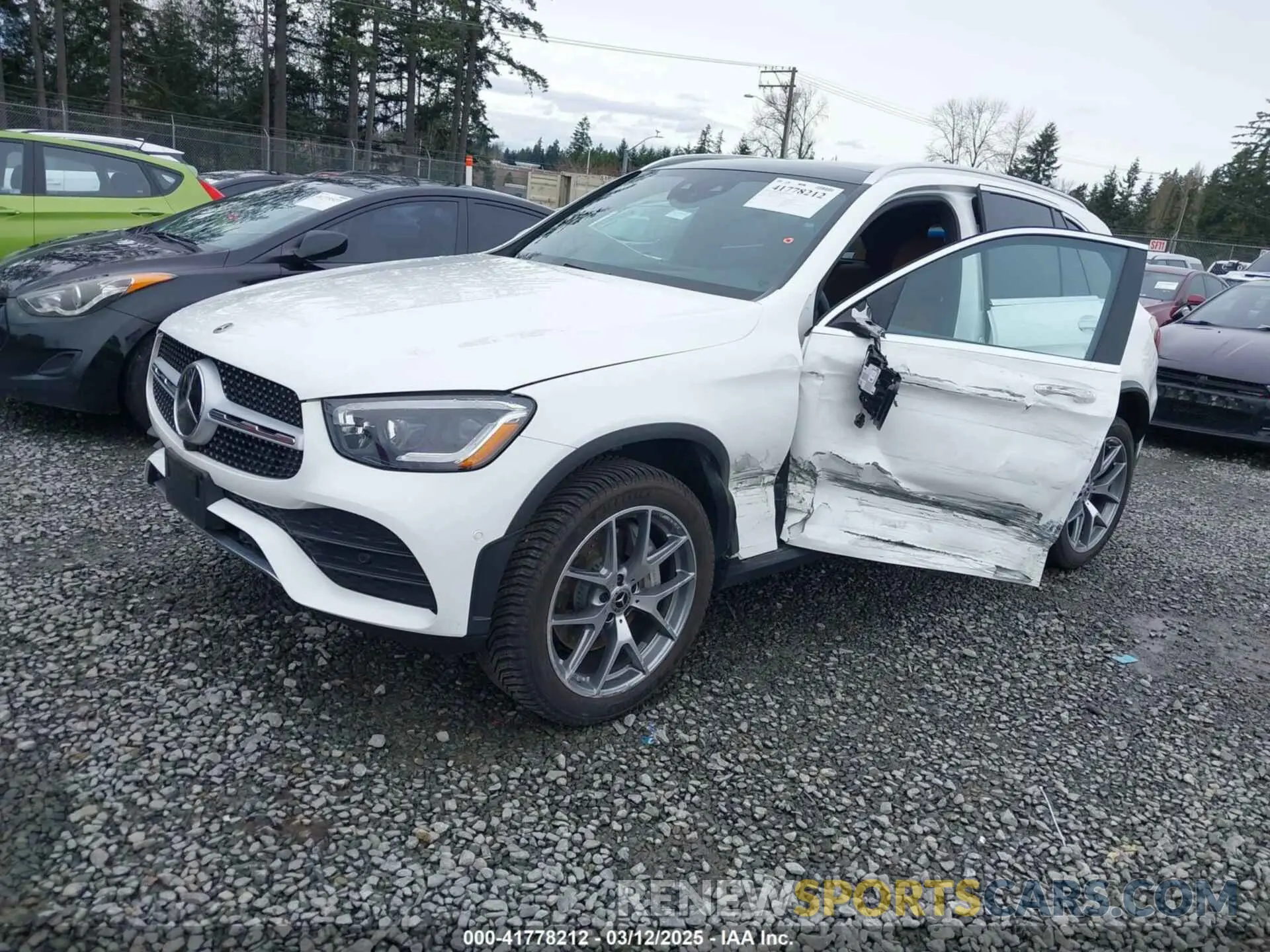 2 fotografías del automóvil dañado W1N0G8EB7NG102309 MERCEDES-BENZ GLC 300 2022