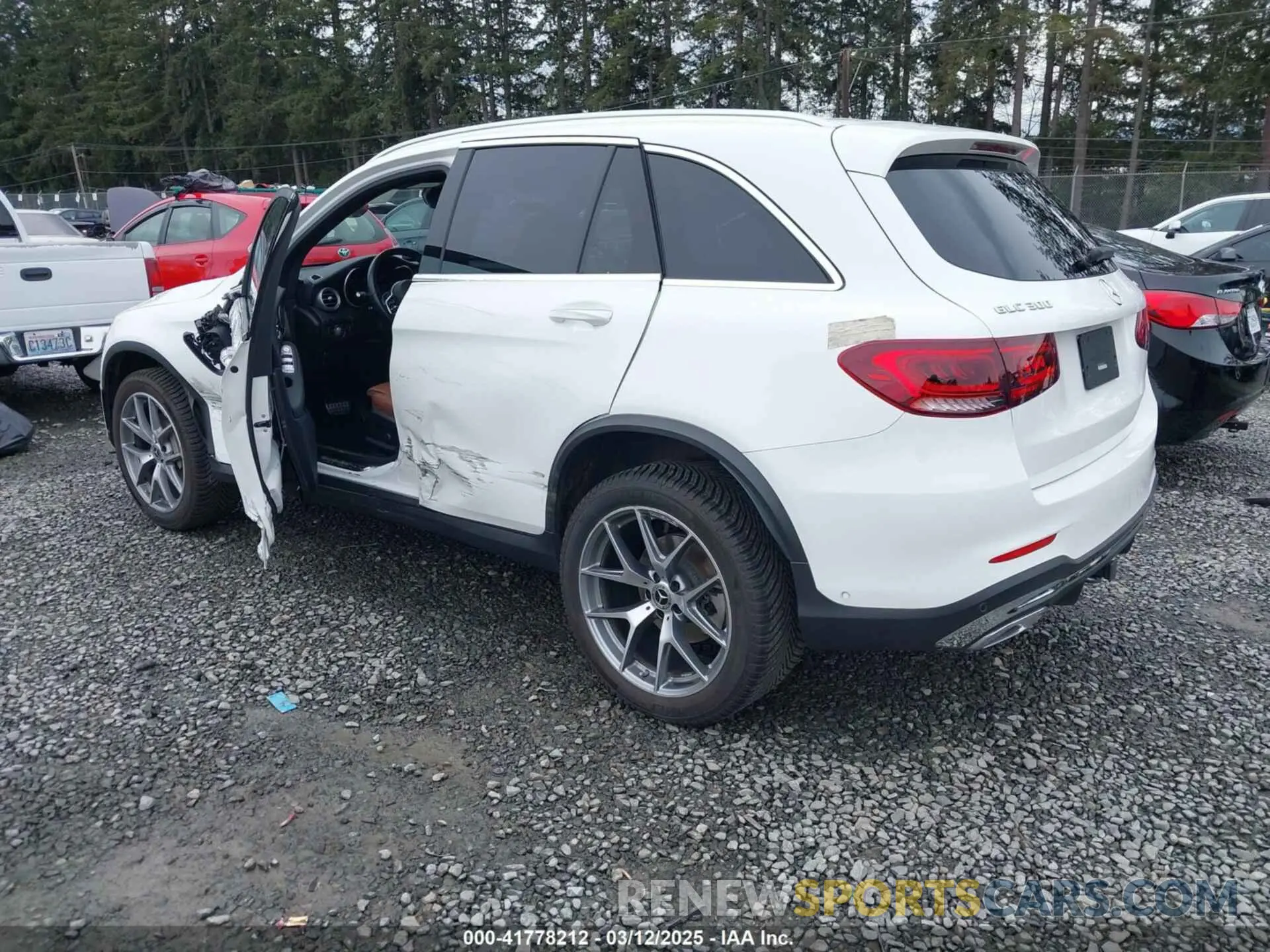 3 fotografías del automóvil dañado W1N0G8EB7NG102309 MERCEDES-BENZ GLC 300 2022