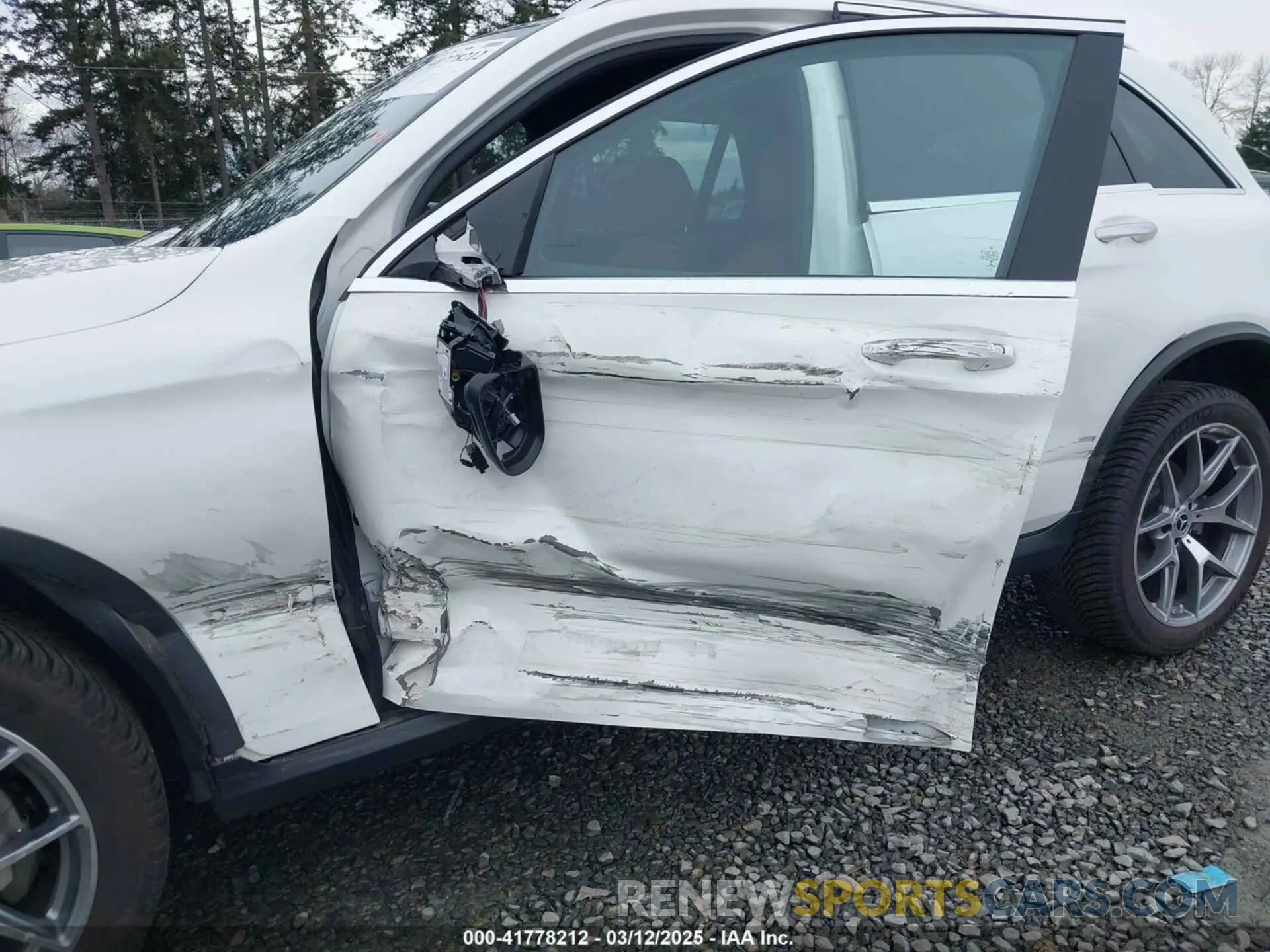 6 fotografías del automóvil dañado W1N0G8EB7NG102309 MERCEDES-BENZ GLC 300 2022