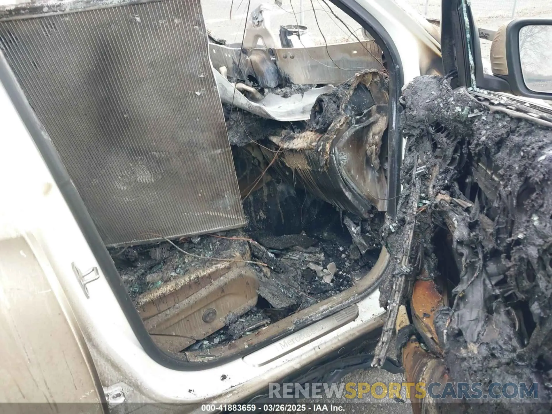 5 fotografías del automóvil dañado W1N0G8EB8NG119068 MERCEDES-BENZ GLC 300 2022