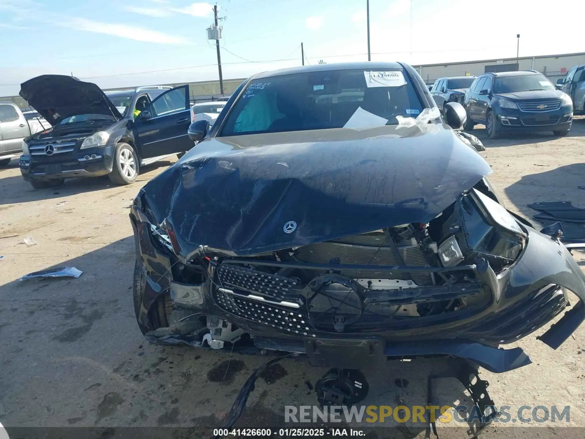 13 fotografías del automóvil dañado W1N0J8EB5PG144370 MERCEDES-BENZ GLC 300 2023