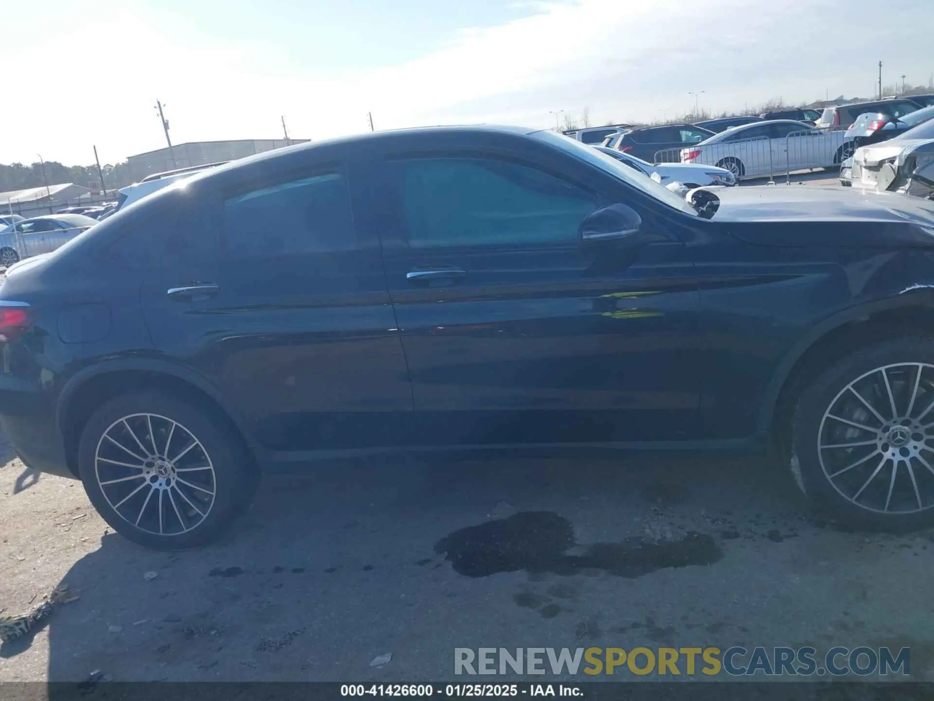 14 fotografías del automóvil dañado W1N0J8EB5PG144370 MERCEDES-BENZ GLC 300 2023