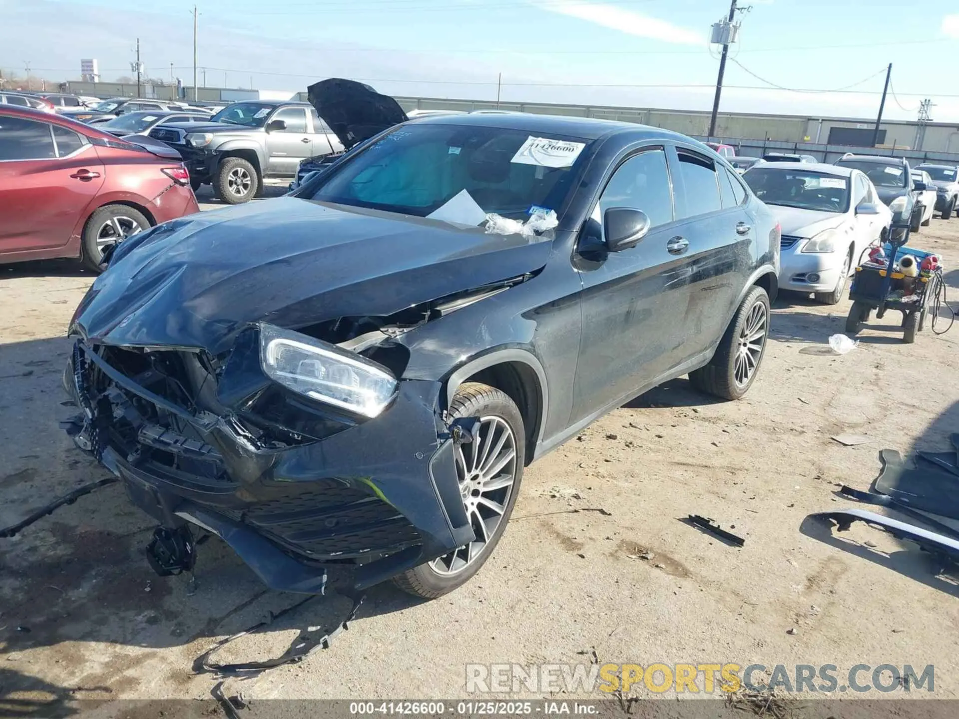 2 fotografías del automóvil dañado W1N0J8EB5PG144370 MERCEDES-BENZ GLC 300 2023