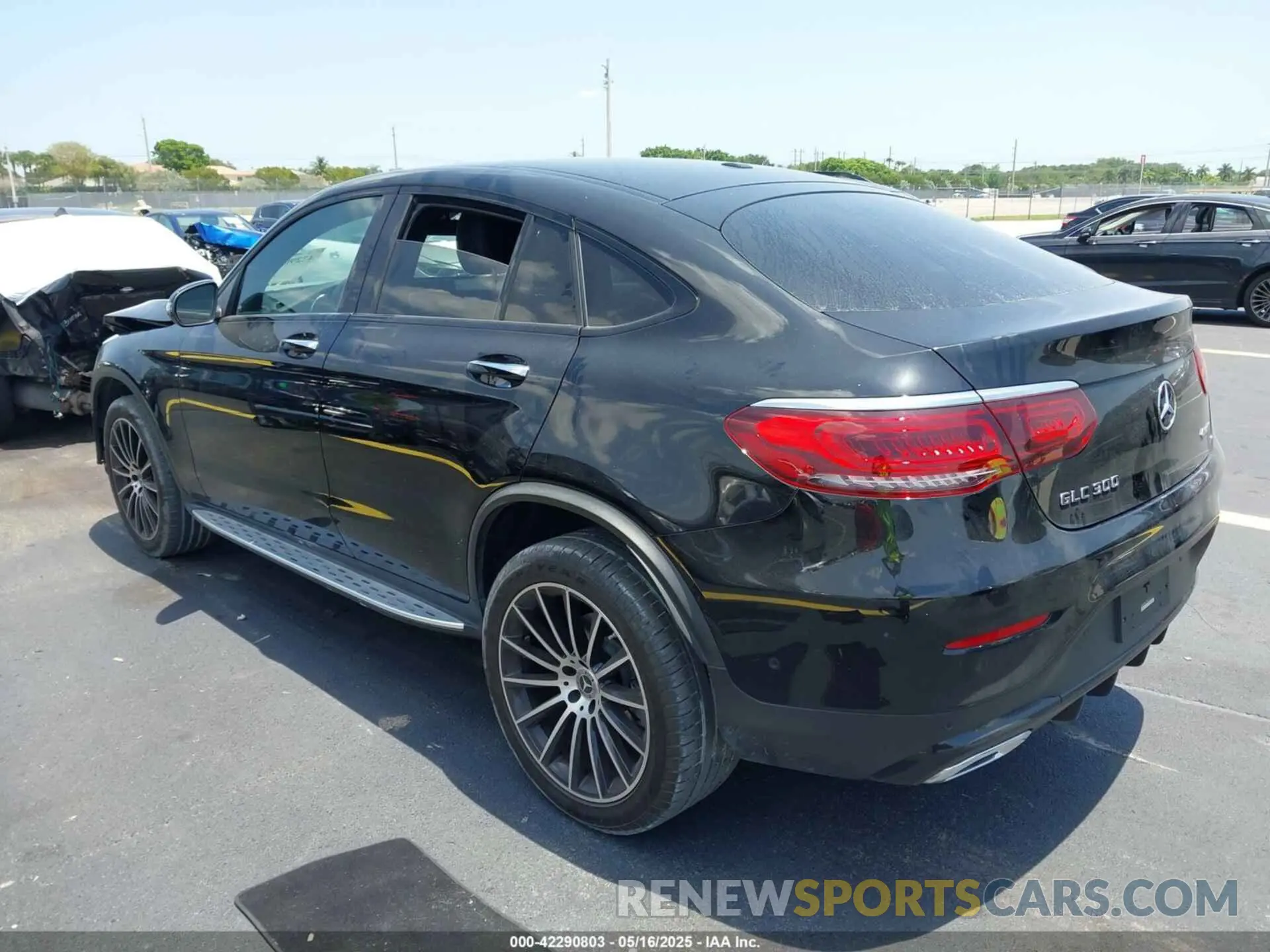 3 fotografías del automóvil dañado W1N0J8EB5PG146197 MERCEDES-BENZ GLC 300 2023