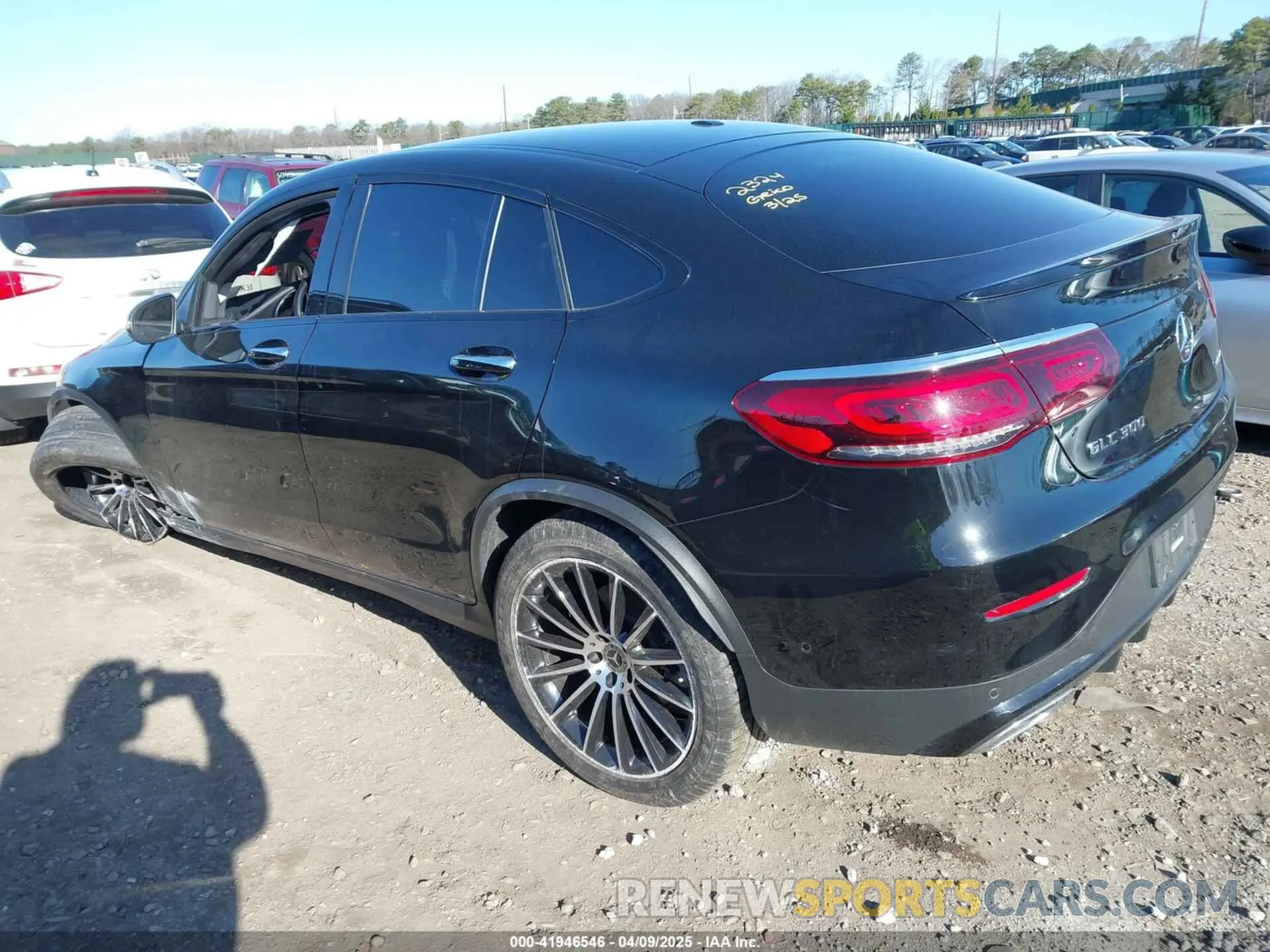 3 fotografías del automóvil dañado W1N0J8EB5PG149598 MERCEDES-BENZ GLC 300 2023