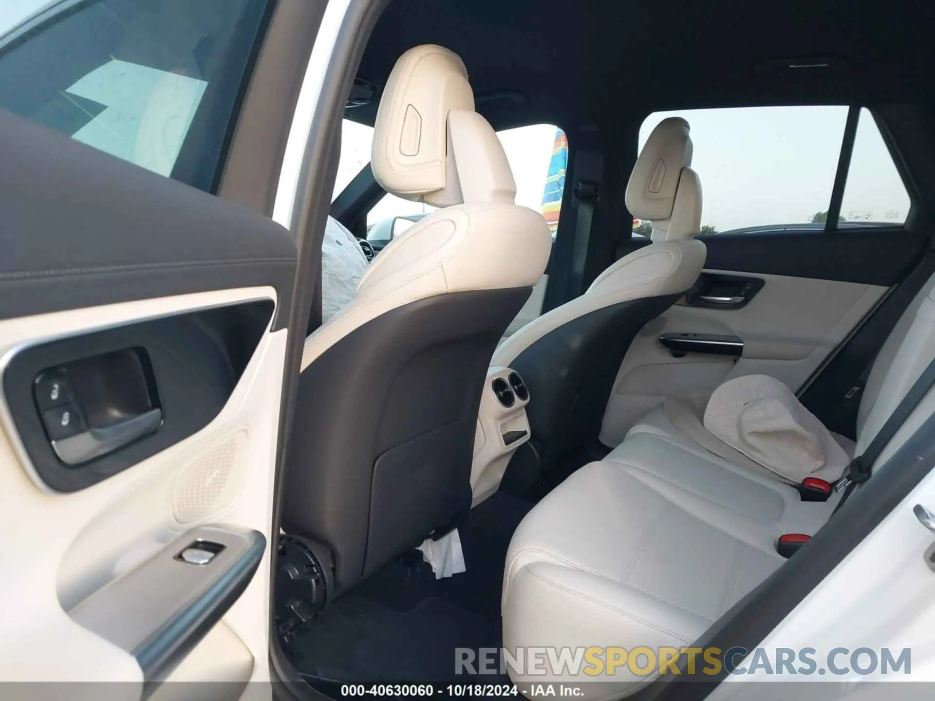 8 fotografías del automóvil dañado W1NKM4GB6PU032958 MERCEDES-BENZ GLC 300 2023