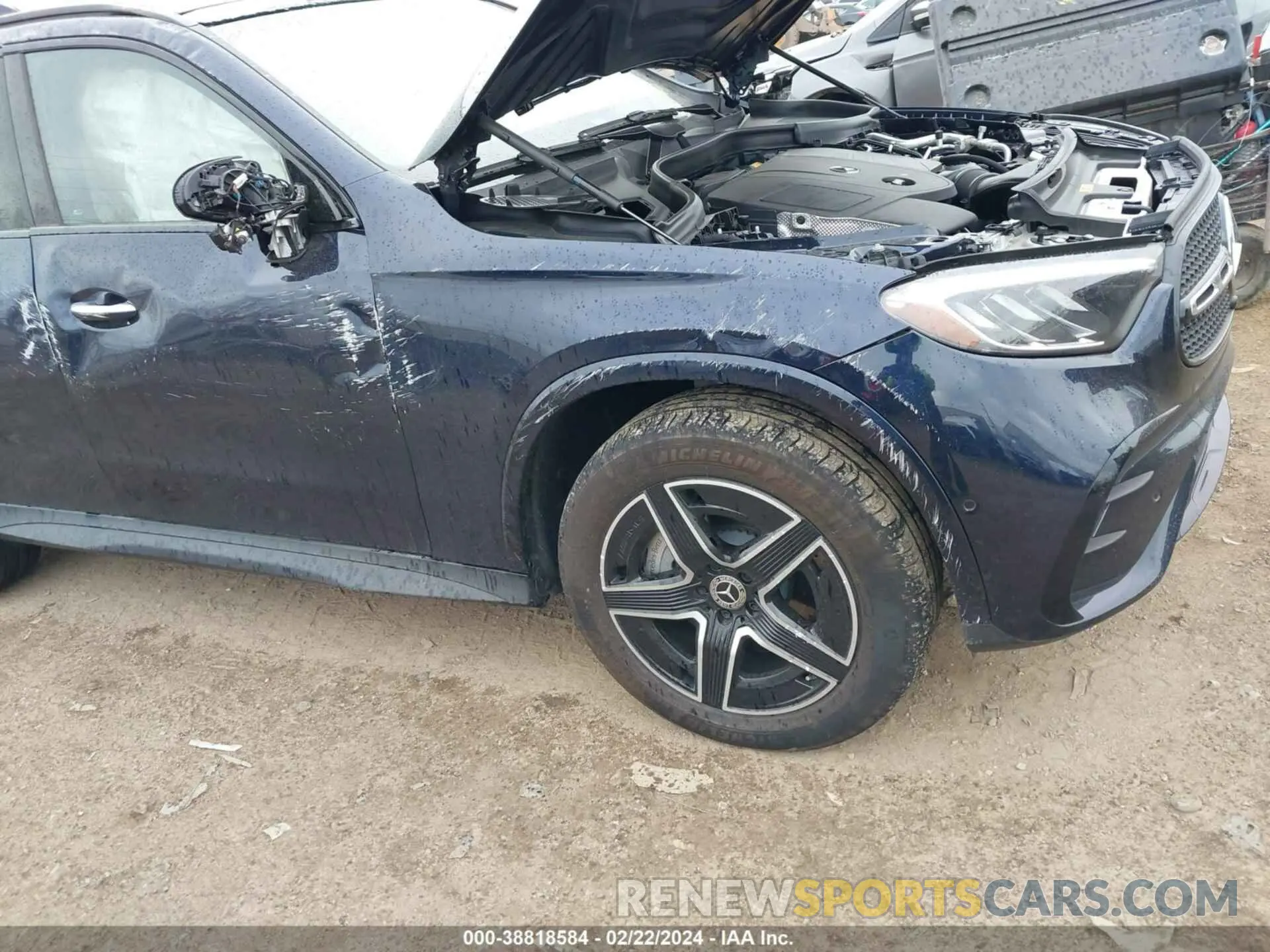 18 fotografías del automóvil dañado W1NKM4HB1PF024298 MERCEDES-BENZ GLC 300 2023