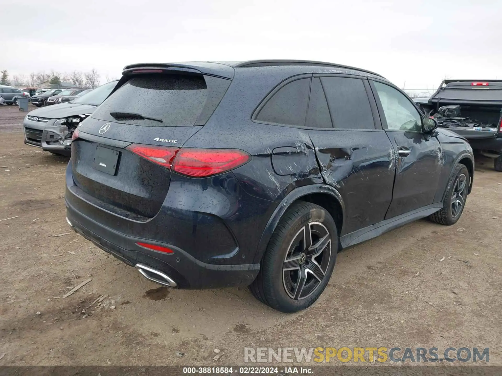 4 fotografías del automóvil dañado W1NKM4HB1PF024298 MERCEDES-BENZ GLC 300 2023