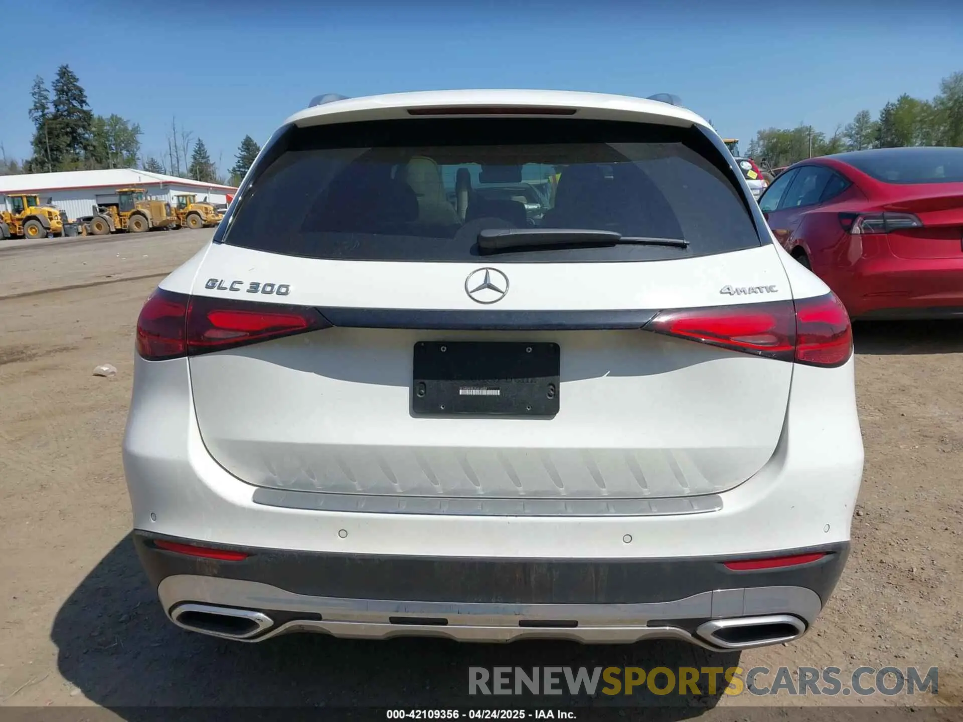 16 fotografías del automóvil dañado W1NKM4HB1PU016858 MERCEDES-BENZ GLC 300 2023