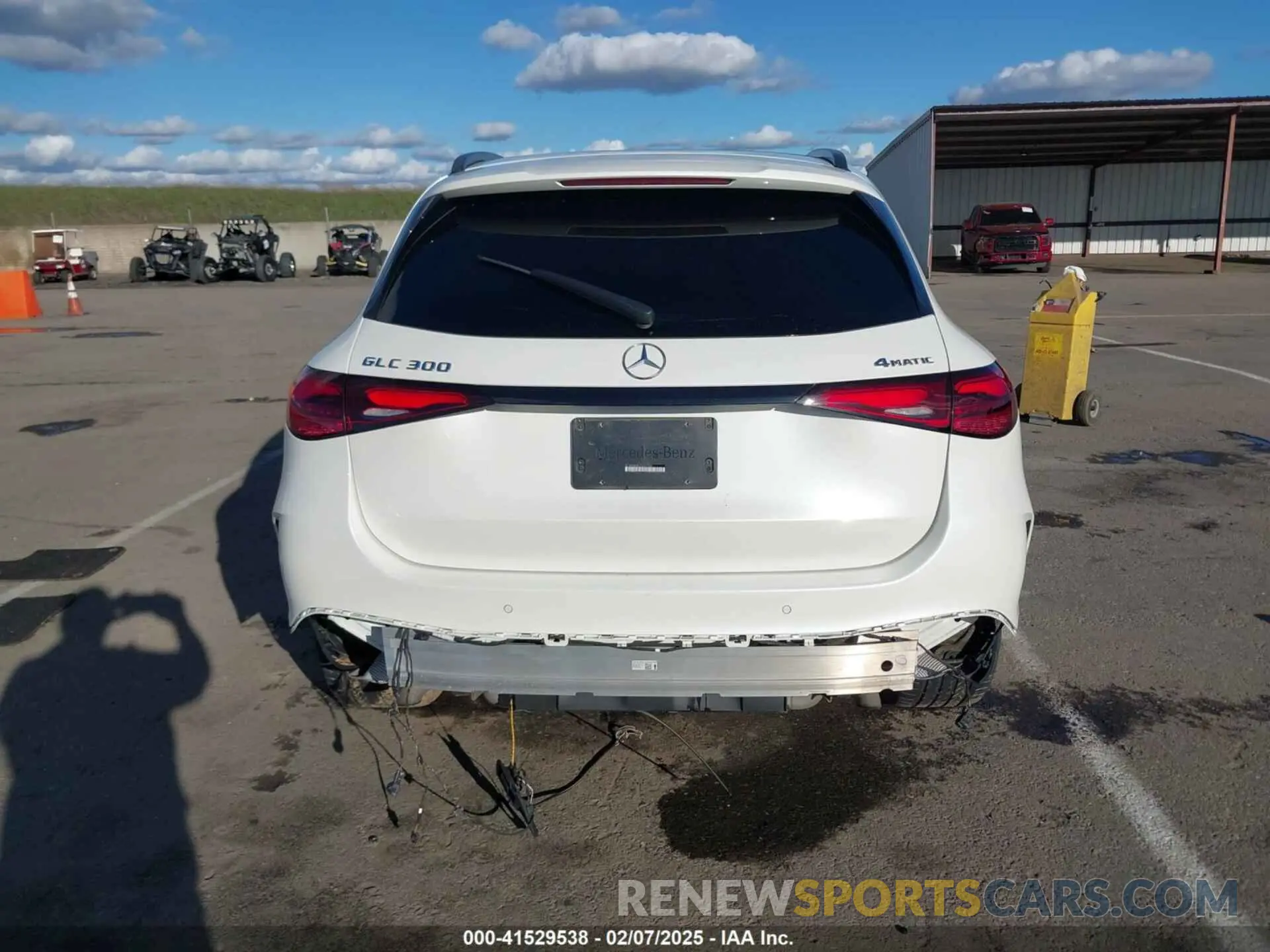 6 fotografías del automóvil dañado W1NKM4HB1PU027262 MERCEDES-BENZ GLC 300 2023