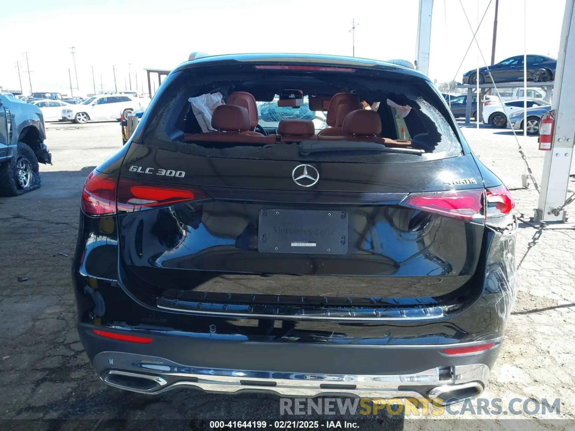 16 fotografías del automóvil dañado W1NKM4HB2PF025119 MERCEDES-BENZ GLC 300 2023