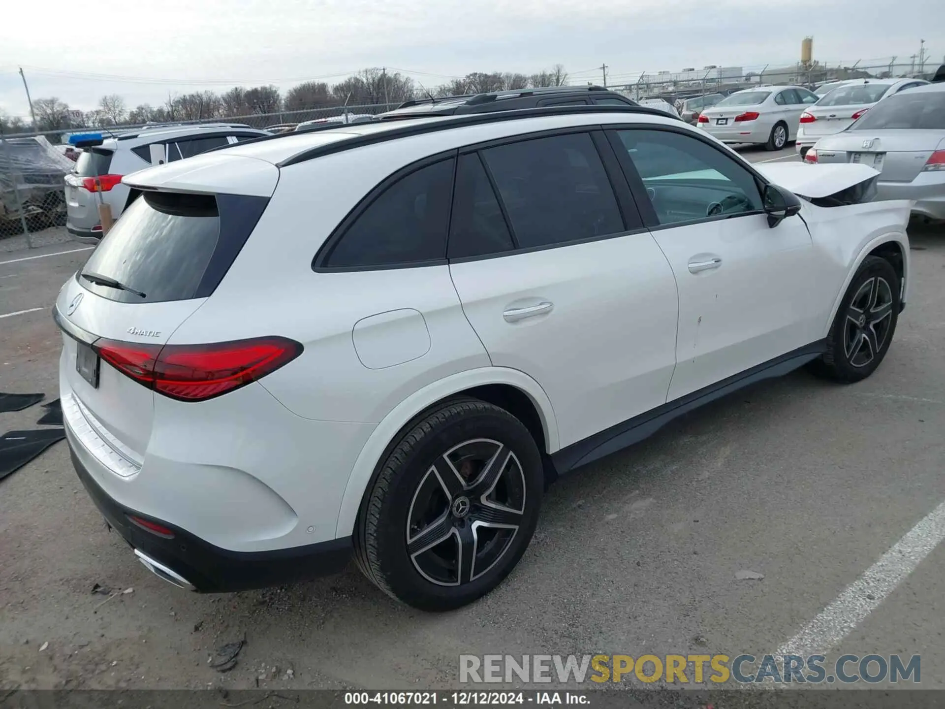 4 fotografías del automóvil dañado W1NKM4HB8PF060067 MERCEDES-BENZ GLC 300 2023