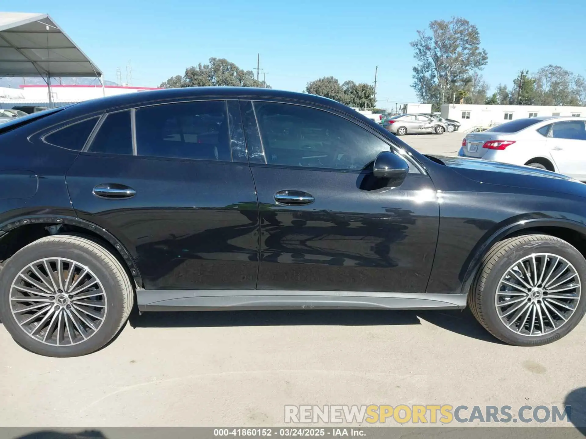 14 fotografías del automóvil dañado W1NKJ4HB2RF174822 MERCEDES-BENZ GLC 300 2024