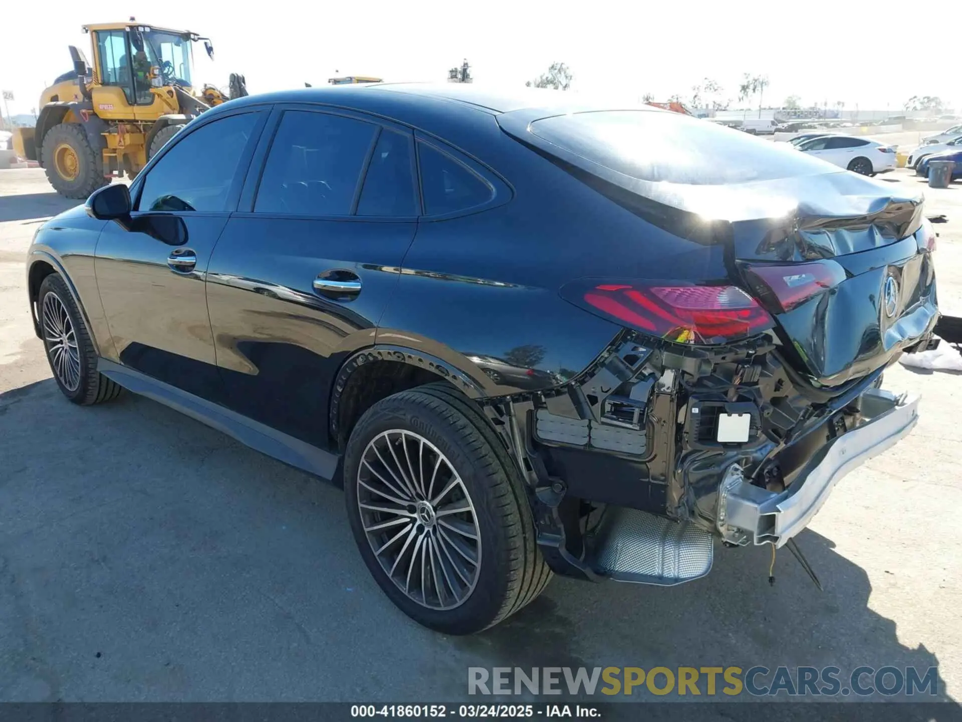 3 fotografías del automóvil dañado W1NKJ4HB2RF174822 MERCEDES-BENZ GLC 300 2024