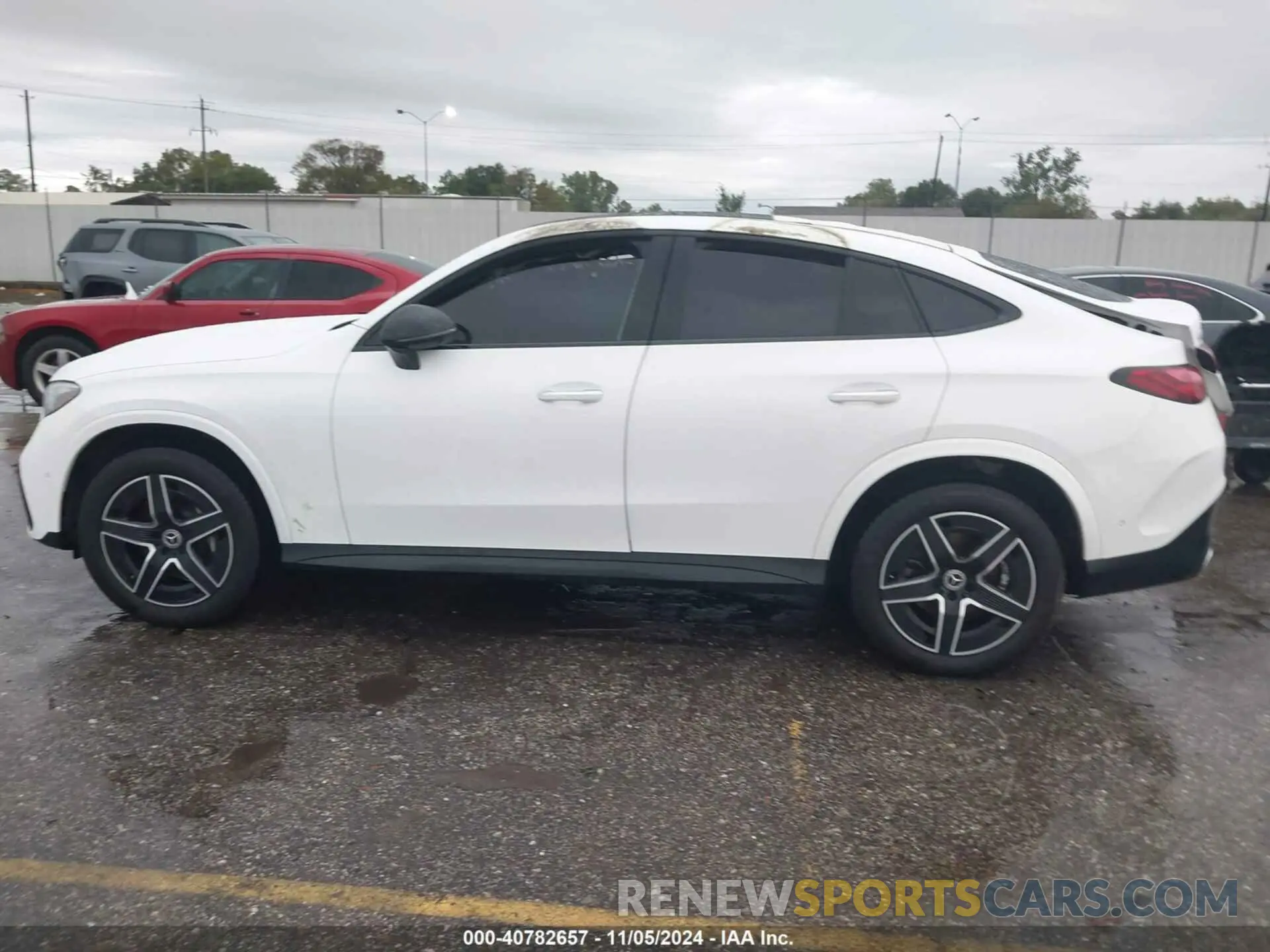 13 fotografías del automóvil dañado W1NKJ4HB9RF127335 MERCEDES-BENZ GLC 300 2024