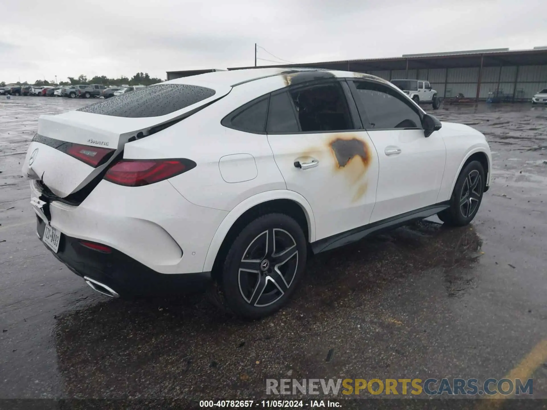 4 fotografías del automóvil dañado W1NKJ4HB9RF127335 MERCEDES-BENZ GLC 300 2024