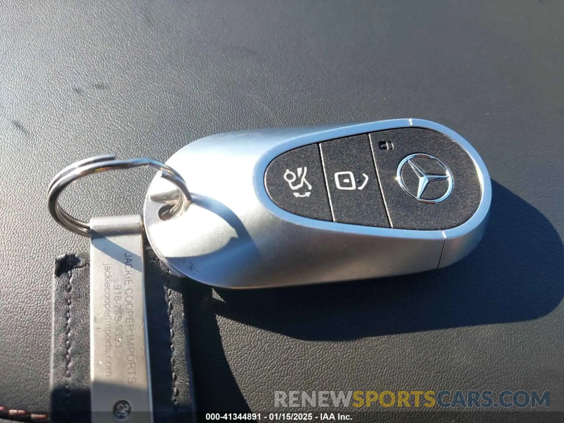 11 fotografías del automóvil dañado W1NKJ4HB9RF164062 MERCEDES-BENZ GLC 300 2024