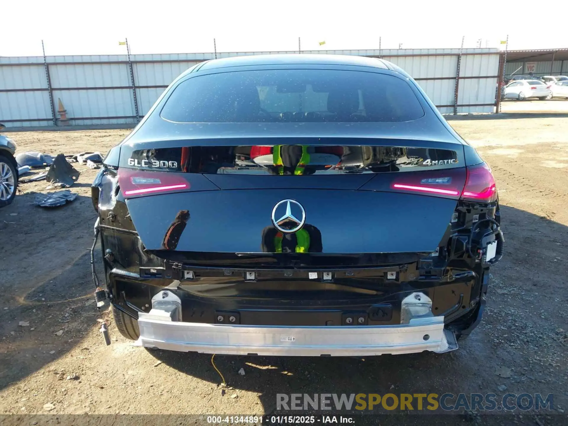 17 fotografías del automóvil dañado W1NKJ4HB9RF164062 MERCEDES-BENZ GLC 300 2024