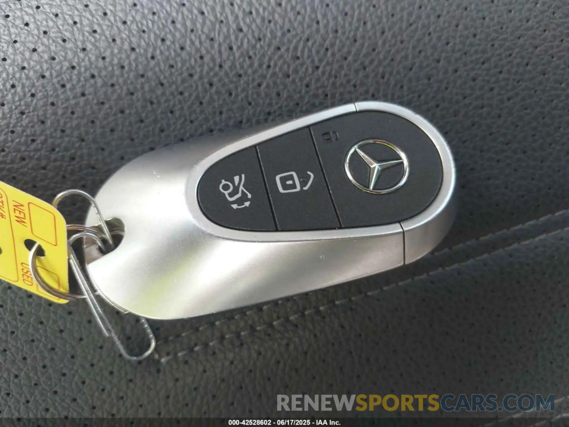 11 fotografías del automóvil dañado W1NKJ4HBXRF098993 MERCEDES-BENZ GLC 300 2024