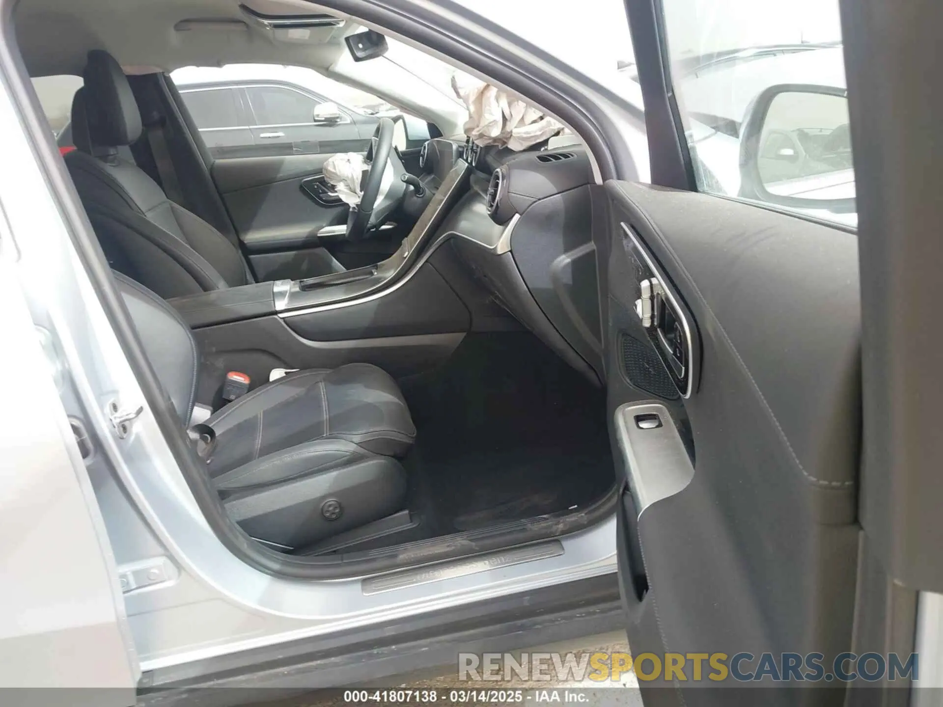 5 fotografías del automóvil dañado W1NKM4GB3RF194859 MERCEDES-BENZ GLC 300 2024
