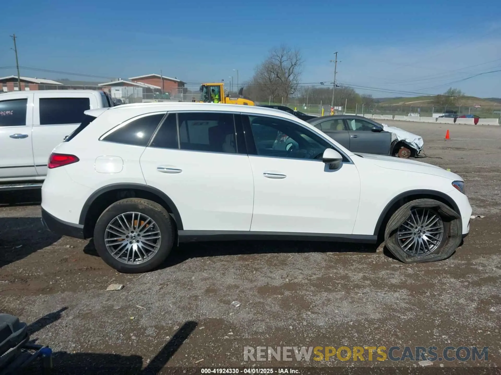 13 fotografías del automóvil dañado W1NKM4GB5RF167307 MERCEDES-BENZ GLC 300 2024