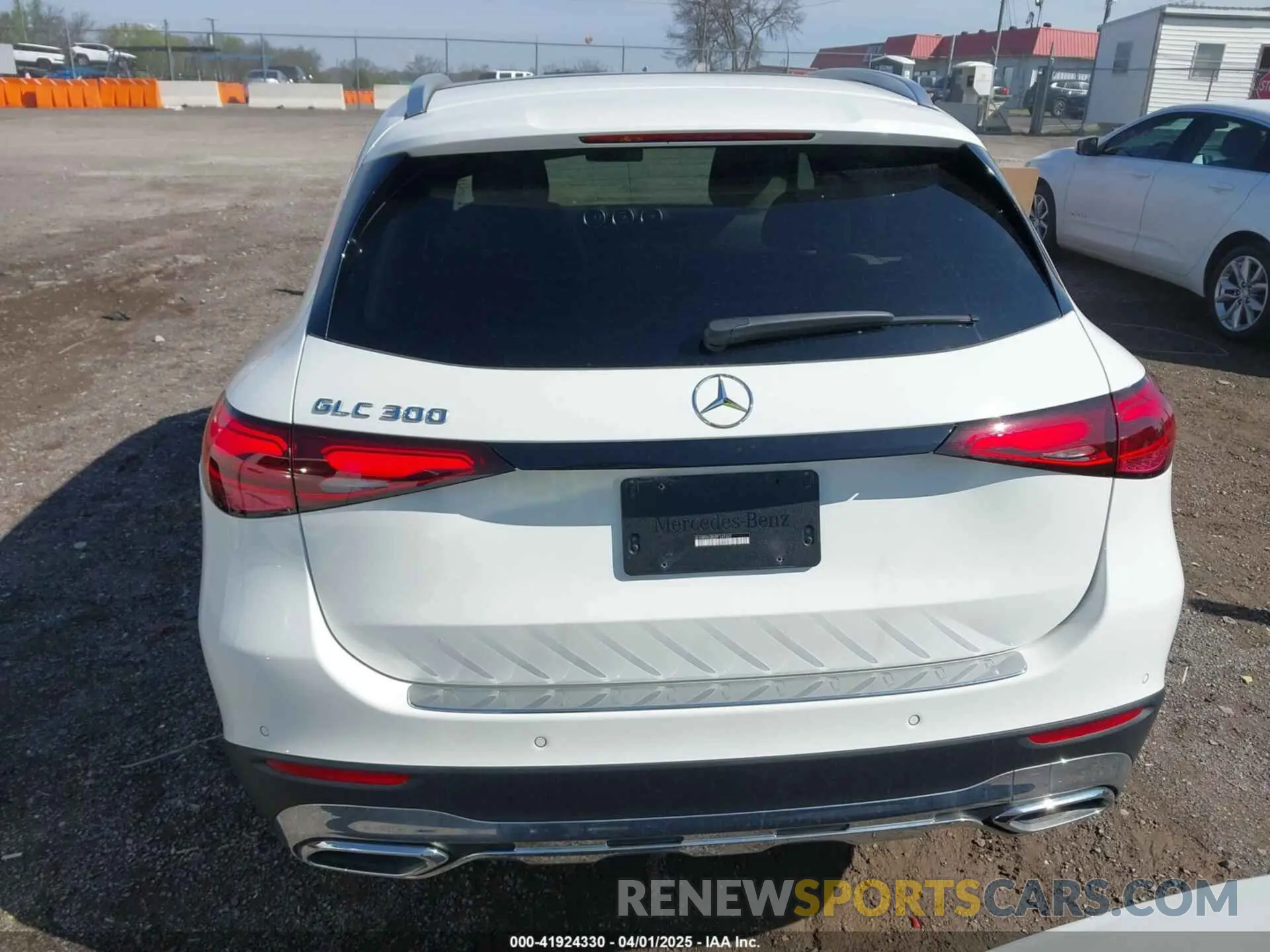 16 fotografías del automóvil dañado W1NKM4GB5RF167307 MERCEDES-BENZ GLC 300 2024