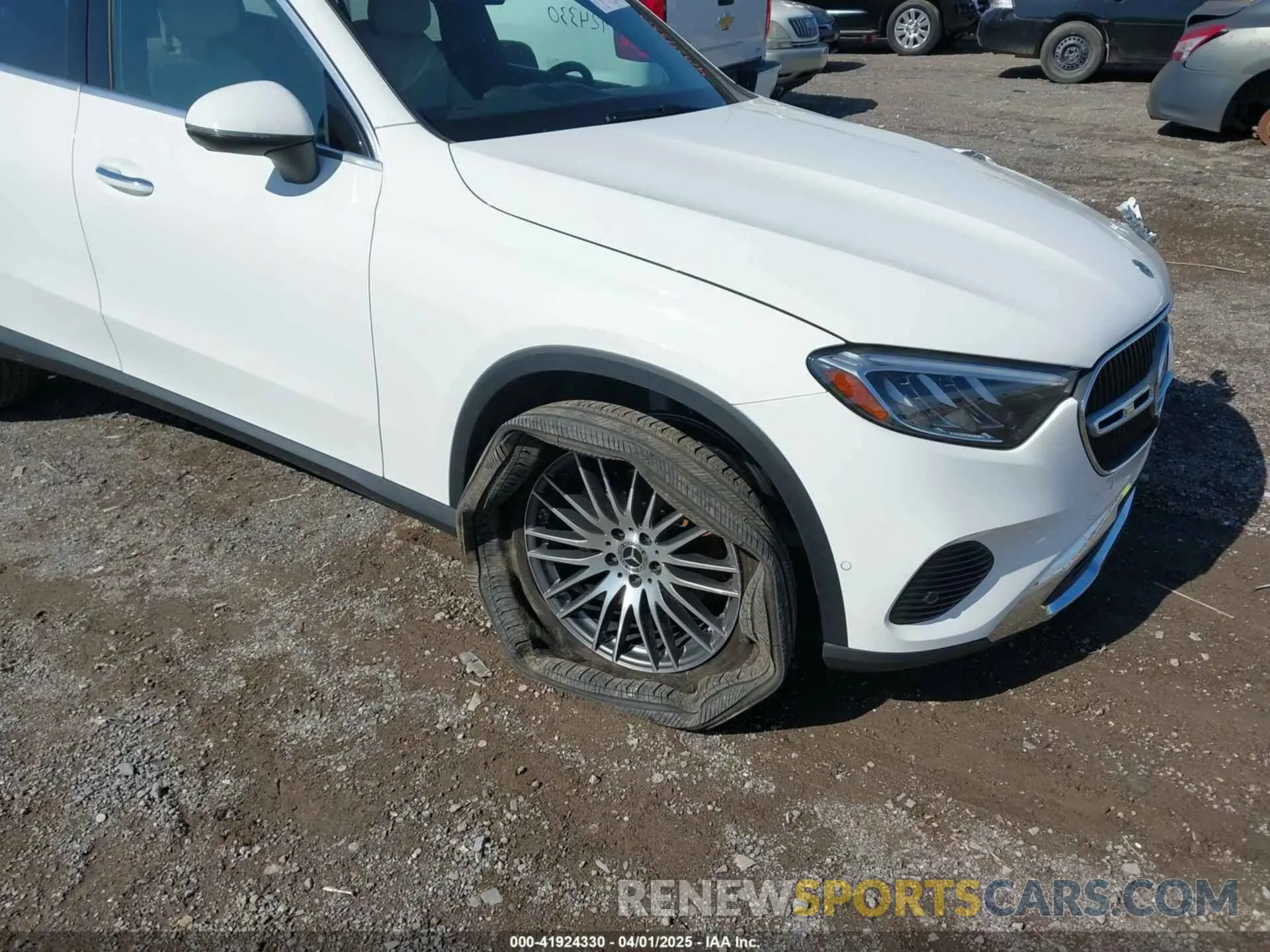 17 fotografías del automóvil dañado W1NKM4GB5RF167307 MERCEDES-BENZ GLC 300 2024