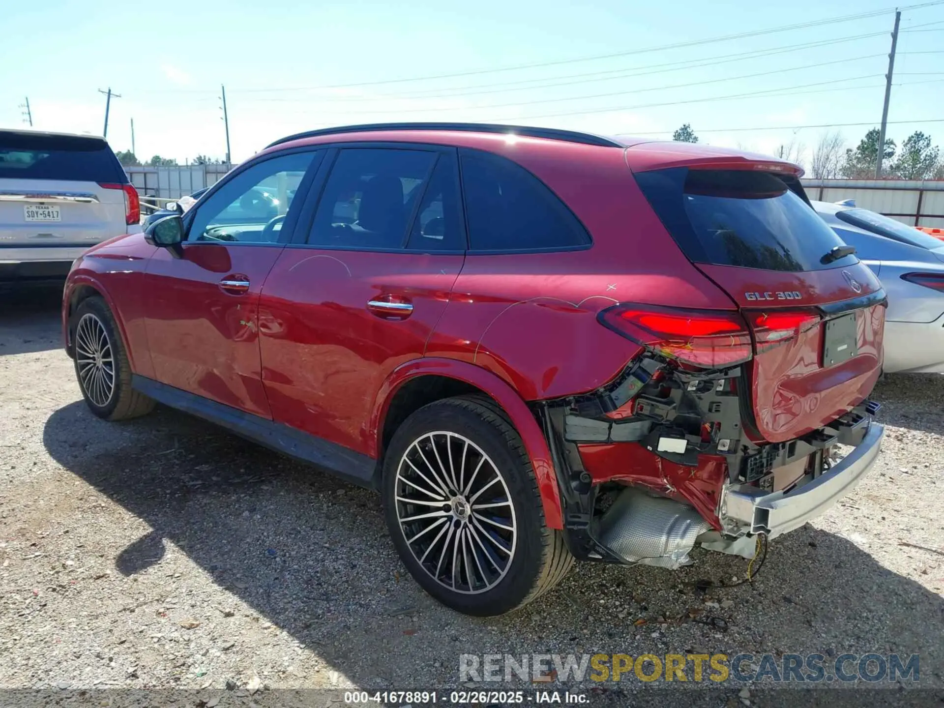 3 fotografías del automóvil dañado W1NKM4GB6RF178509 MERCEDES-BENZ GLC 300 2024
