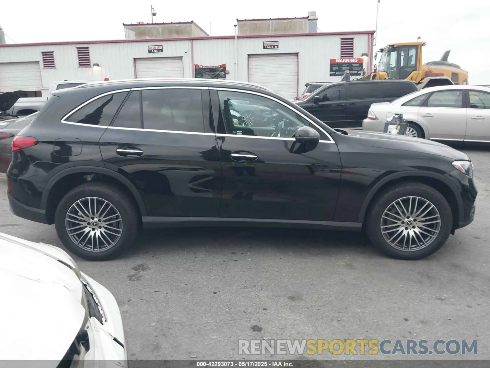 13 fotografías del automóvil dañado W1NKM4GB6RF190935 MERCEDES-BENZ GLC 300 2024