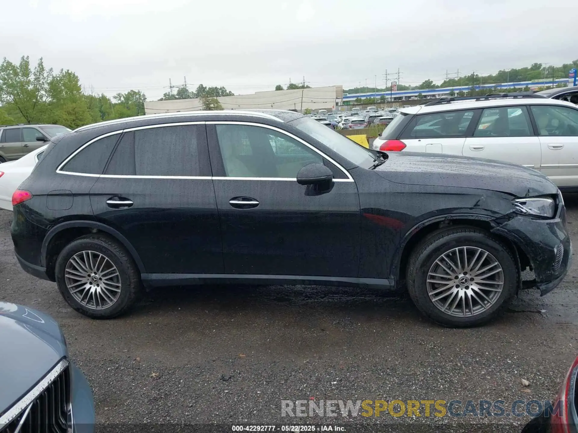 13 fotografías del automóvil dañado W1NKM4HB1RF134366 MERCEDES-BENZ GLC 300 2024