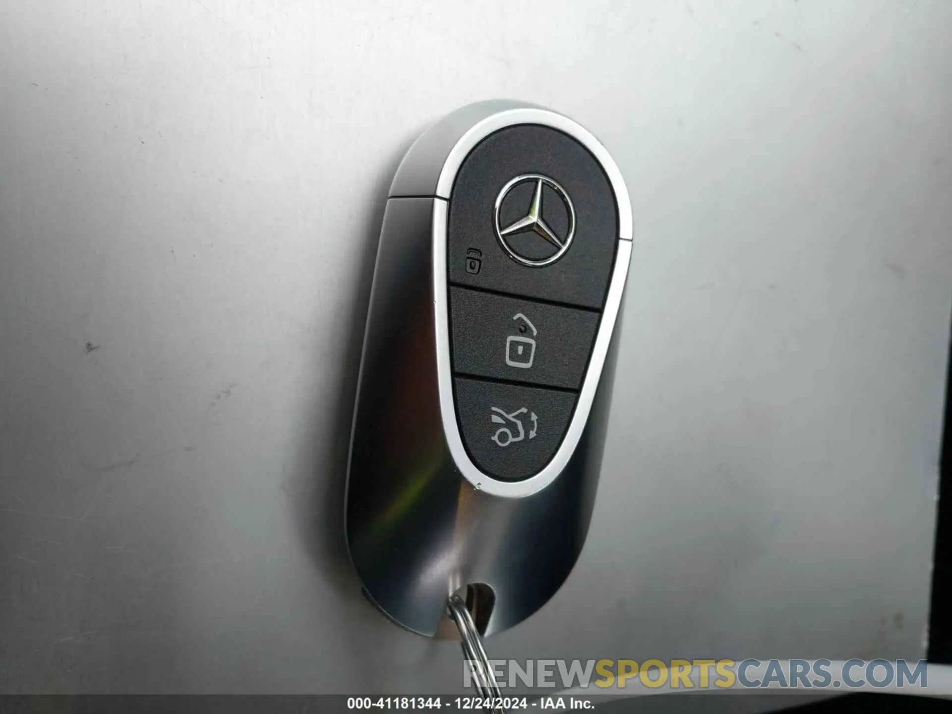 11 fotografías del automóvil dañado W1NKM4HB3RF101806 MERCEDES-BENZ GLC 300 2024