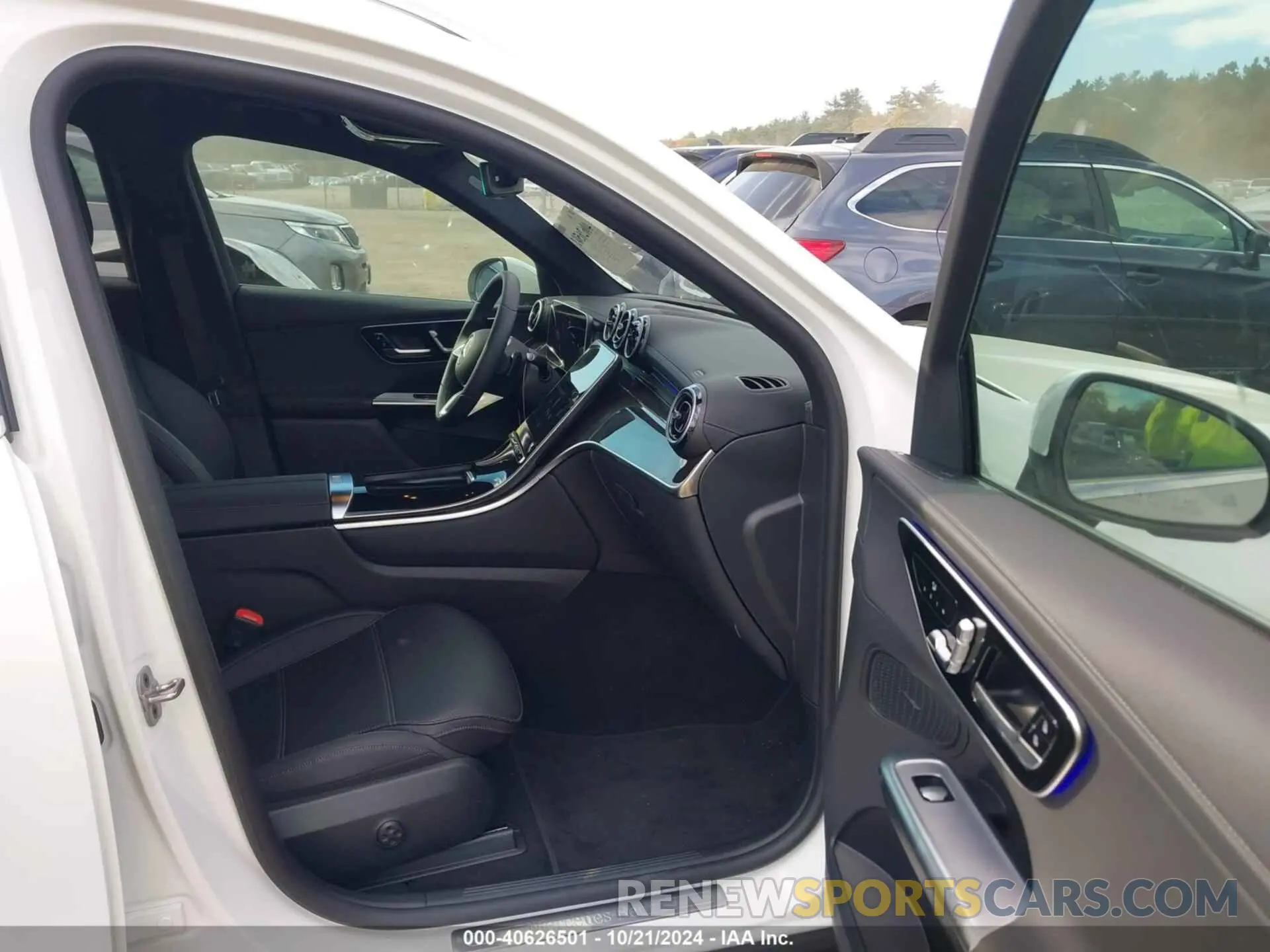 5 fotografías del automóvil dañado W1NKM4HB3RF232234 MERCEDES-BENZ GLC 300 2024