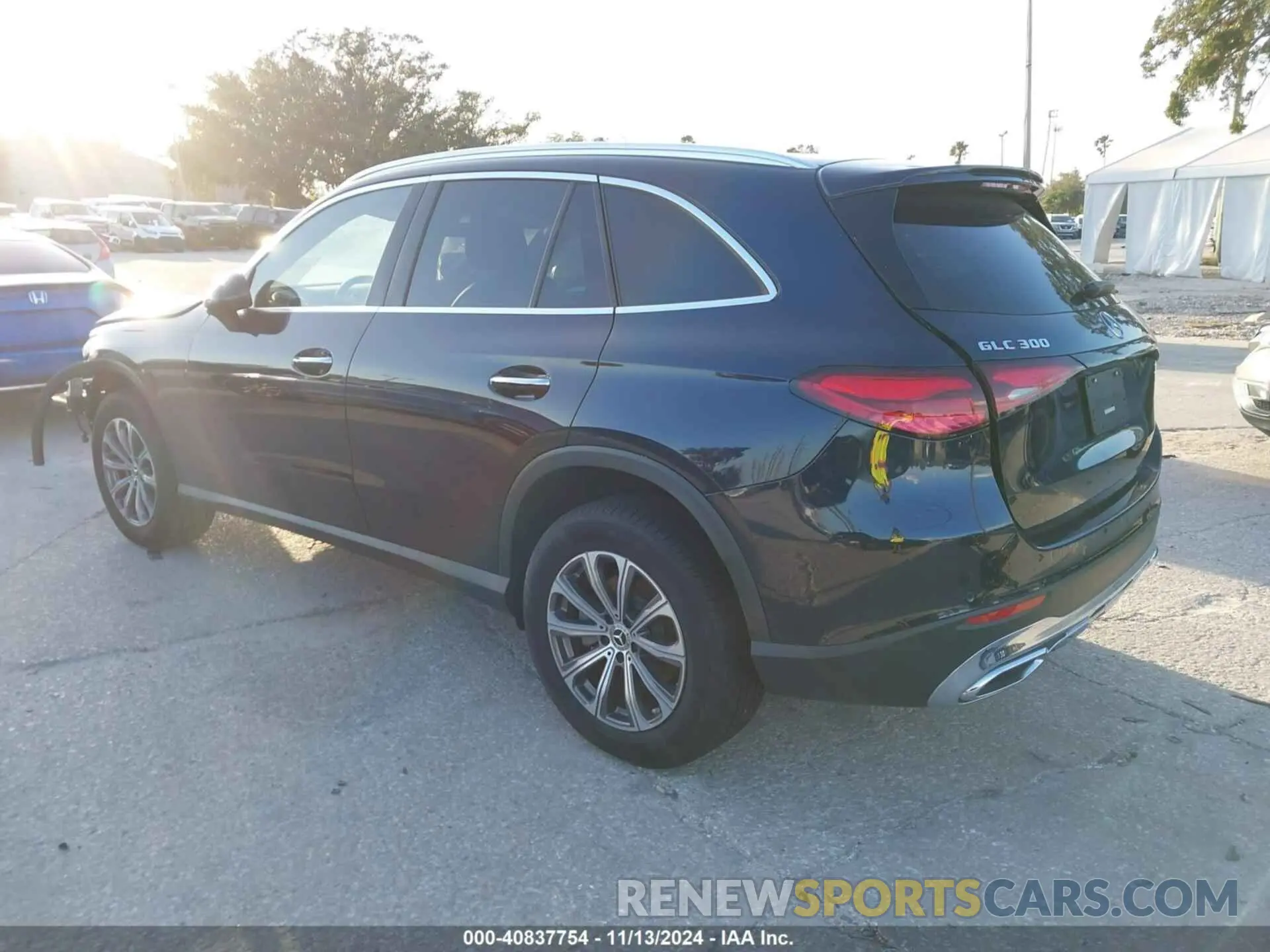 3 fotografías del automóvil dañado W1NKM4HB4RF080772 MERCEDES-BENZ GLC 300 2024