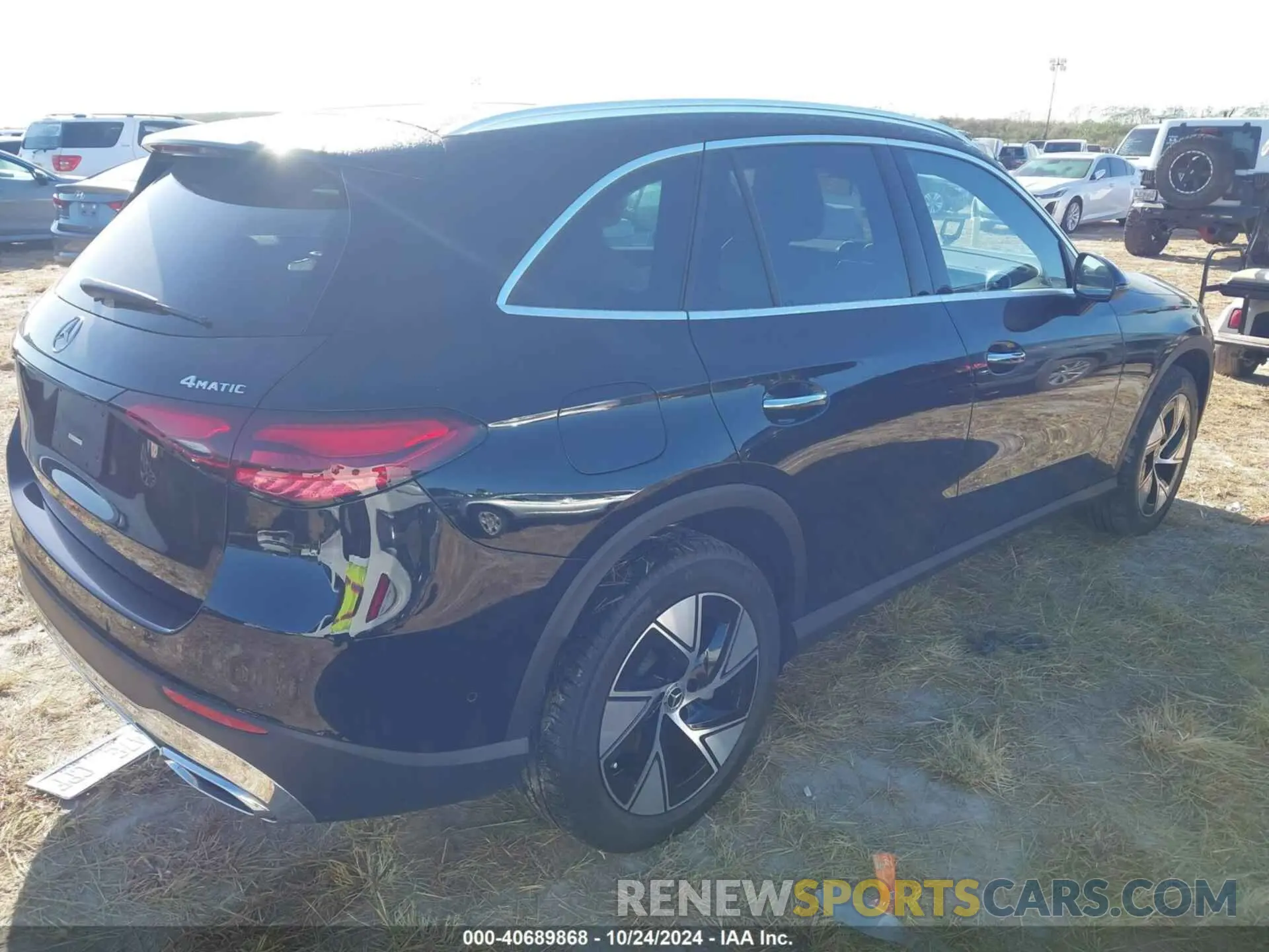 4 fotografías del automóvil dañado W1NKM4HB4RF088371 MERCEDES-BENZ GLC 300 2024