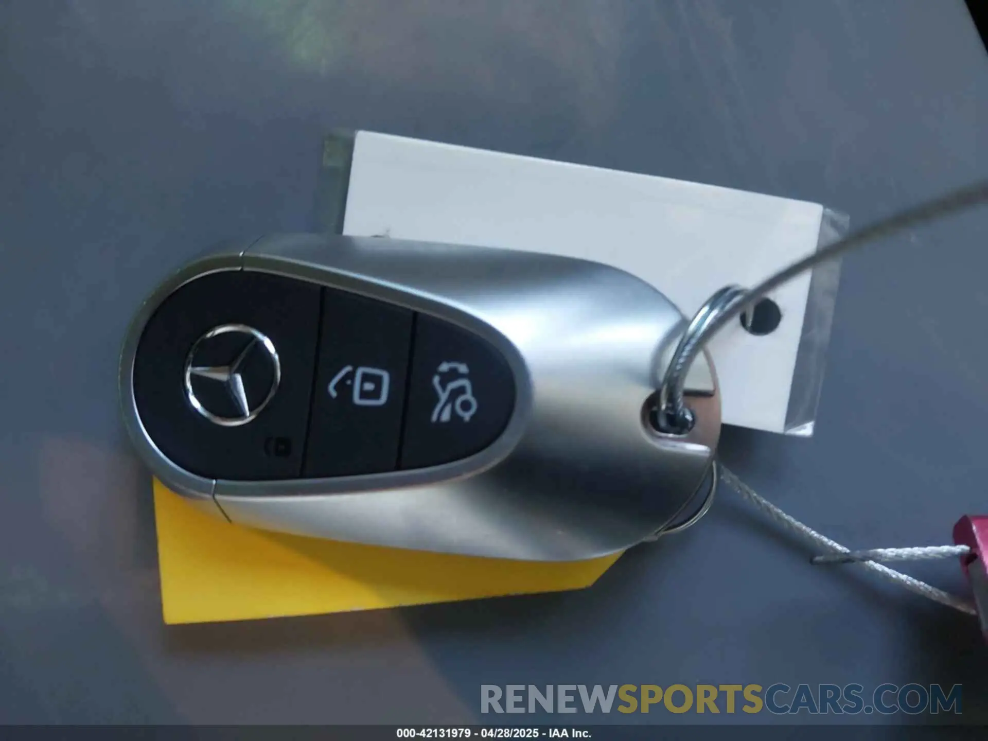 11 fotografías del automóvil dañado W1NKM4GB3SF274362 MERCEDES-BENZ GLC 300 2025
