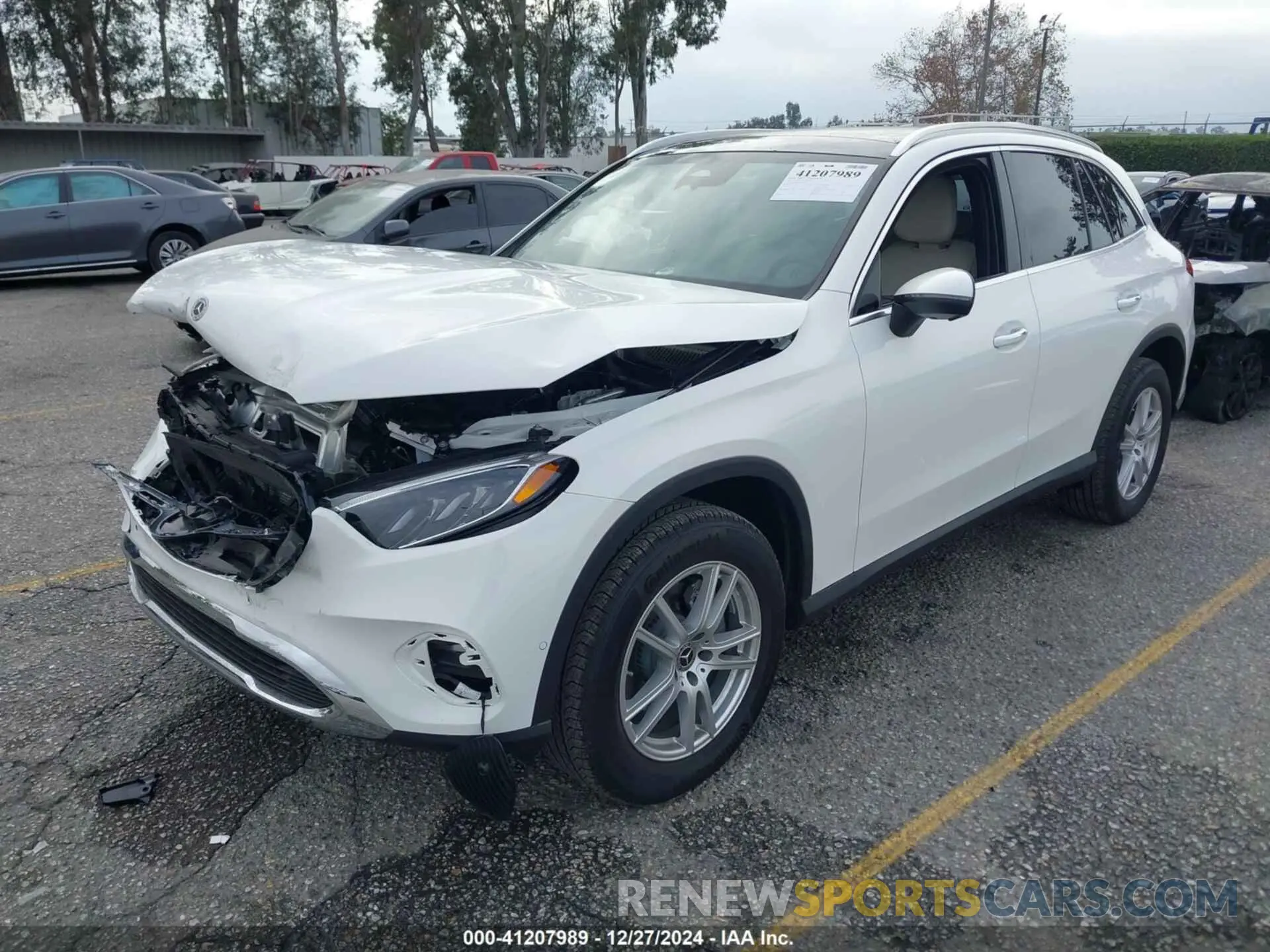 2 fotografías del automóvil dañado W1NKM4GB8SF245147 MERCEDES-BENZ GLC 300 2025